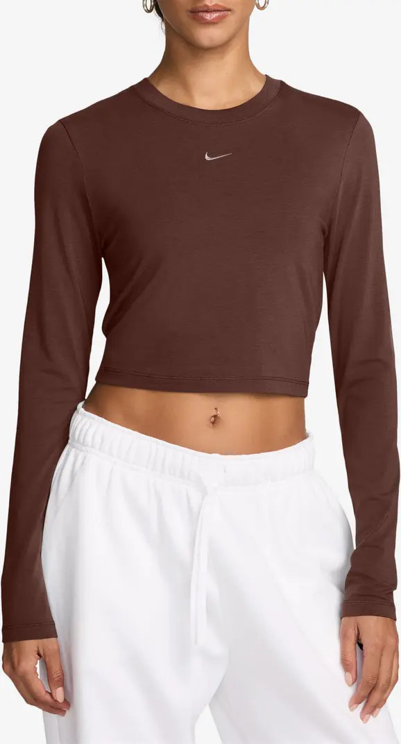 Sportswear Chill Knit Slim Long Sleeve Crop T-Shirt | Nordstrom