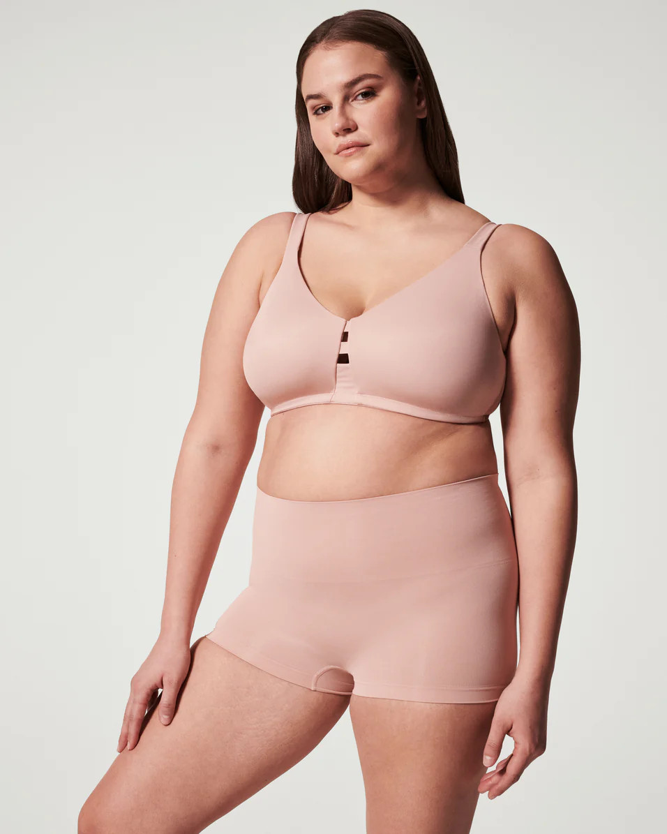Low Profile Wireless Minimizer Bra | Spanx