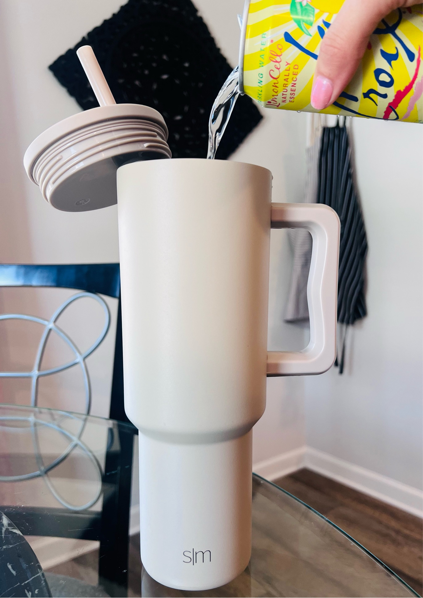 The best cup! I can serious lay this cup down and it won’t spill! Only $30 on Amazon 😍😍 Stanly cup who?? #simplymodern #travel 

#LTKGiftGuide #LTKunder50 #LTKtravel