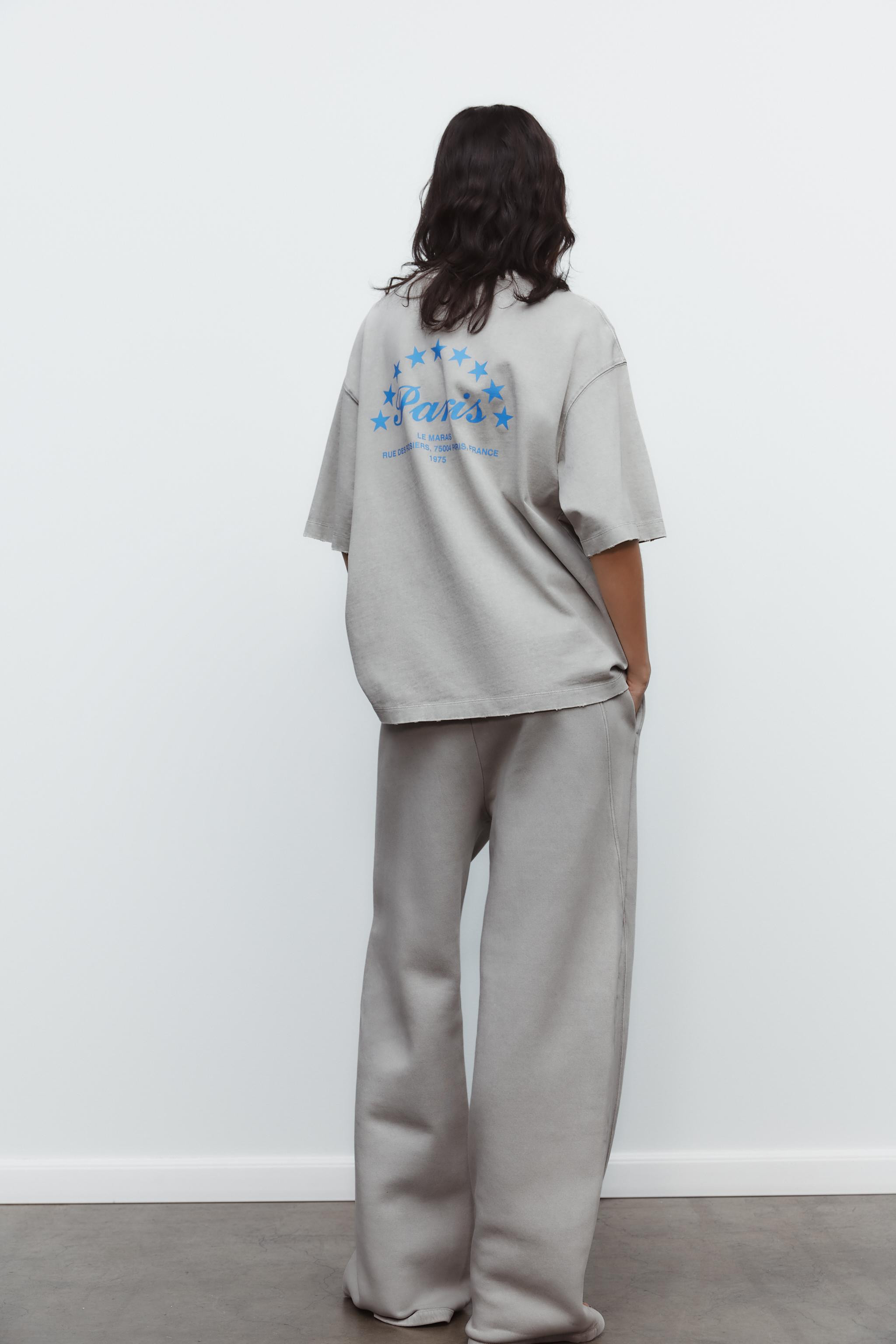 OVERSIZE FIT - ROUND NECK - REGULAR LENGTH - SHORT SLEEVERound neck T-shirt with short sleeves. C... | Zara US