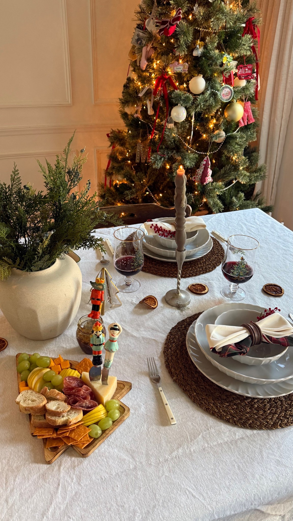 Everything I used to cozy up our space for the holidays with @Wayfair 🌲✨

#Ad #WayfairPartner #Wayfair

#LTKHoliday #LTKSeasonal #LTKHome