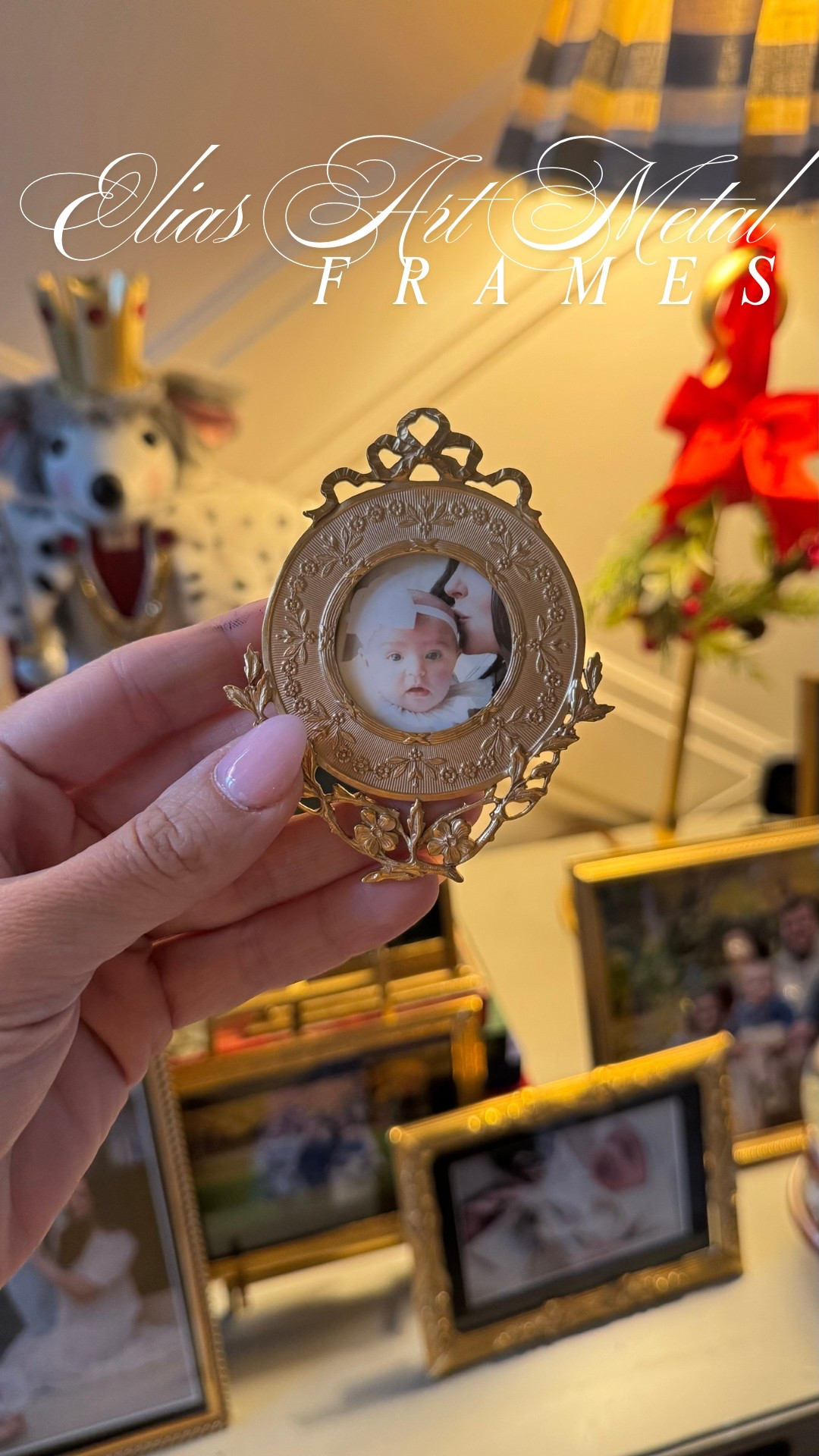 We all have our vices 🤷🏻‍♀️ I love being surrounded by photos of my family… And these 18kt gold electroplate frames are so special. They were made in the U.S. by a family business which is now closing from what I have heard. So the only way to find them is by haunting antique shops and eBay. I’ve linked the ones I’m currently watching 👀 