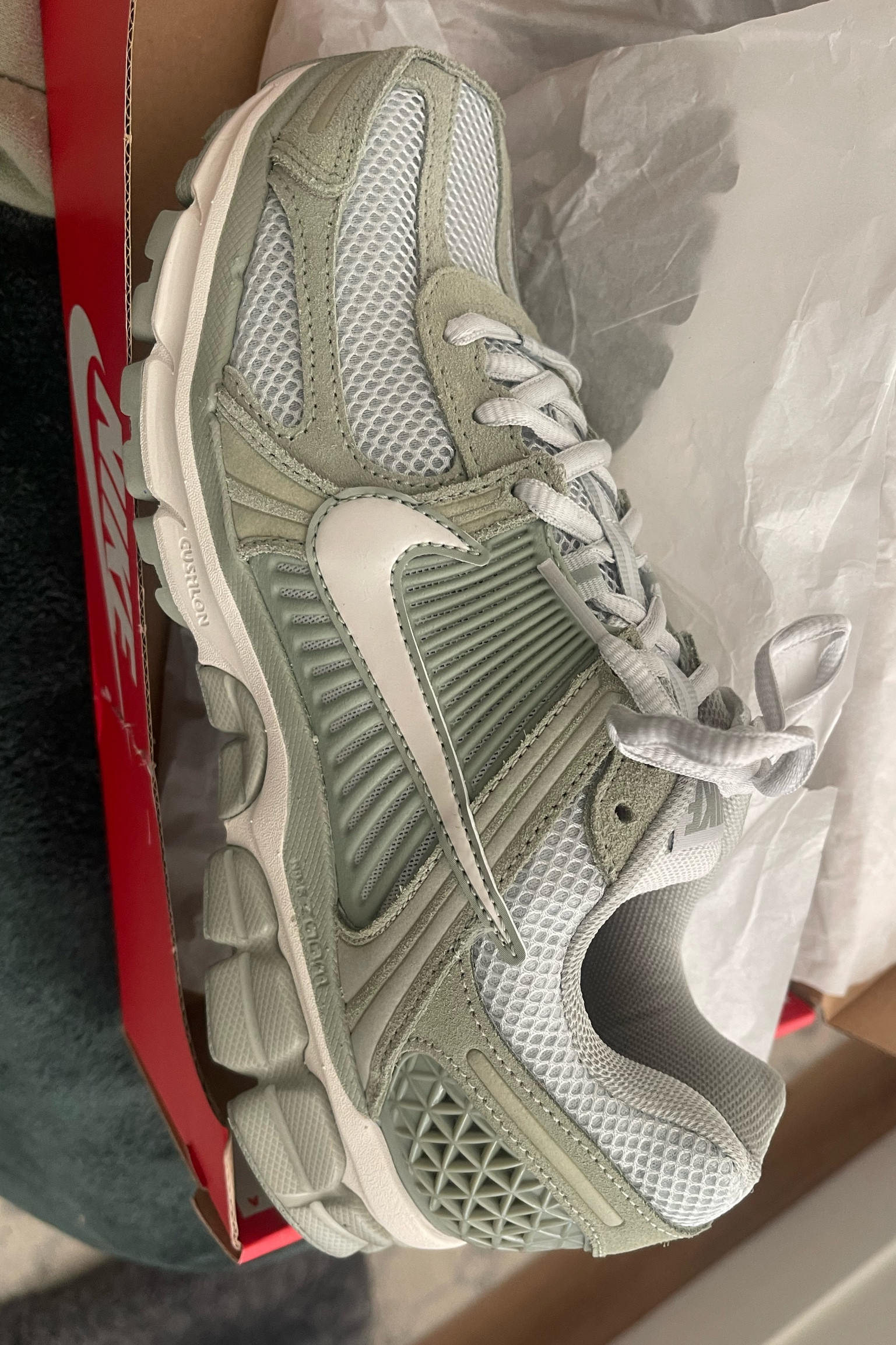 My fav comfy everyday sneakers
✨Nike Air Zoom Vomero 5 in Jade Horizon

#LTKActive #LTKStyleTip #LTKHoliday