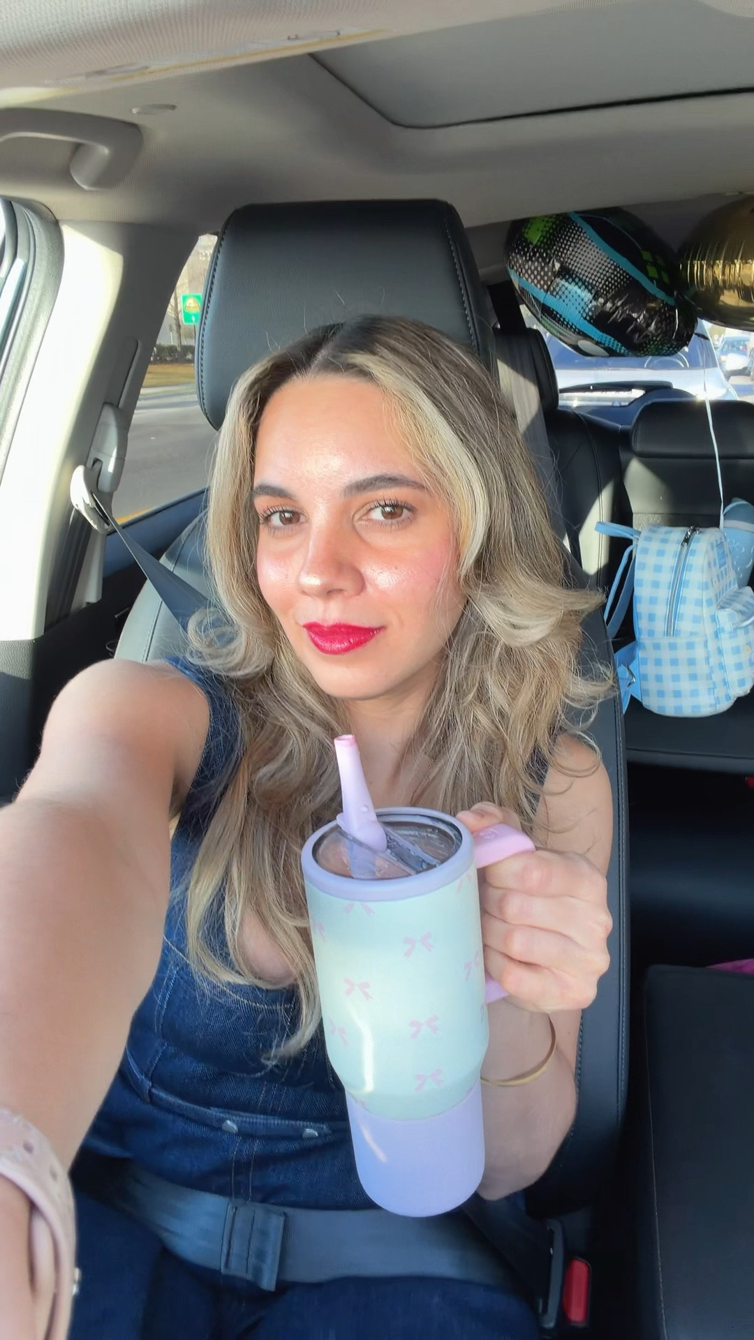 Early birthday prep, gym, mile walk... your girl was tired and still missing a full day of activities for the bday boy.
These sugar-free electrolyte sticks genuinely bring me back to life.
Fast hydration, clean ingredients, and sooo good.
Busy moms, this is your sign. 💧✨Tap to try your pack today.

#LTKselfcare #LTKmomlife #LTKdayinmylife