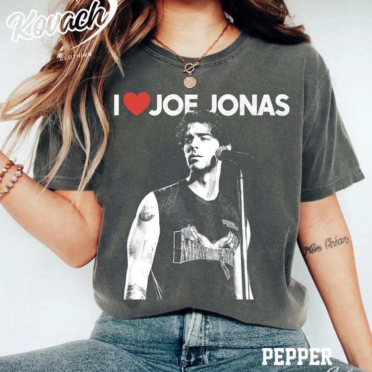 Jonas Brothers unisex tShirt, Living The Dream Tour 2025 Shirt, Jonas Bros 20th Annivesary Tour S... | Walmart (US)