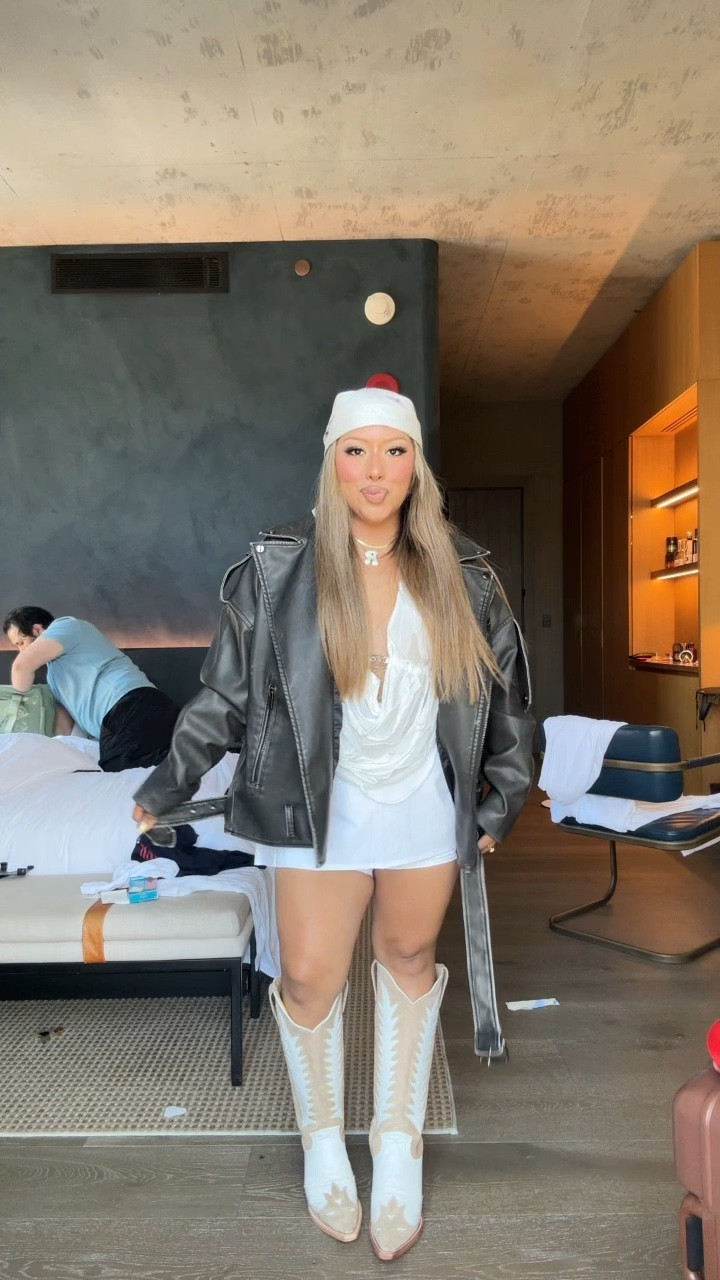 Love these Amazon items I wore to the Suños festival! 

#LTKSeasonal #LTKFindsUnder100 #LTKSummerEdit