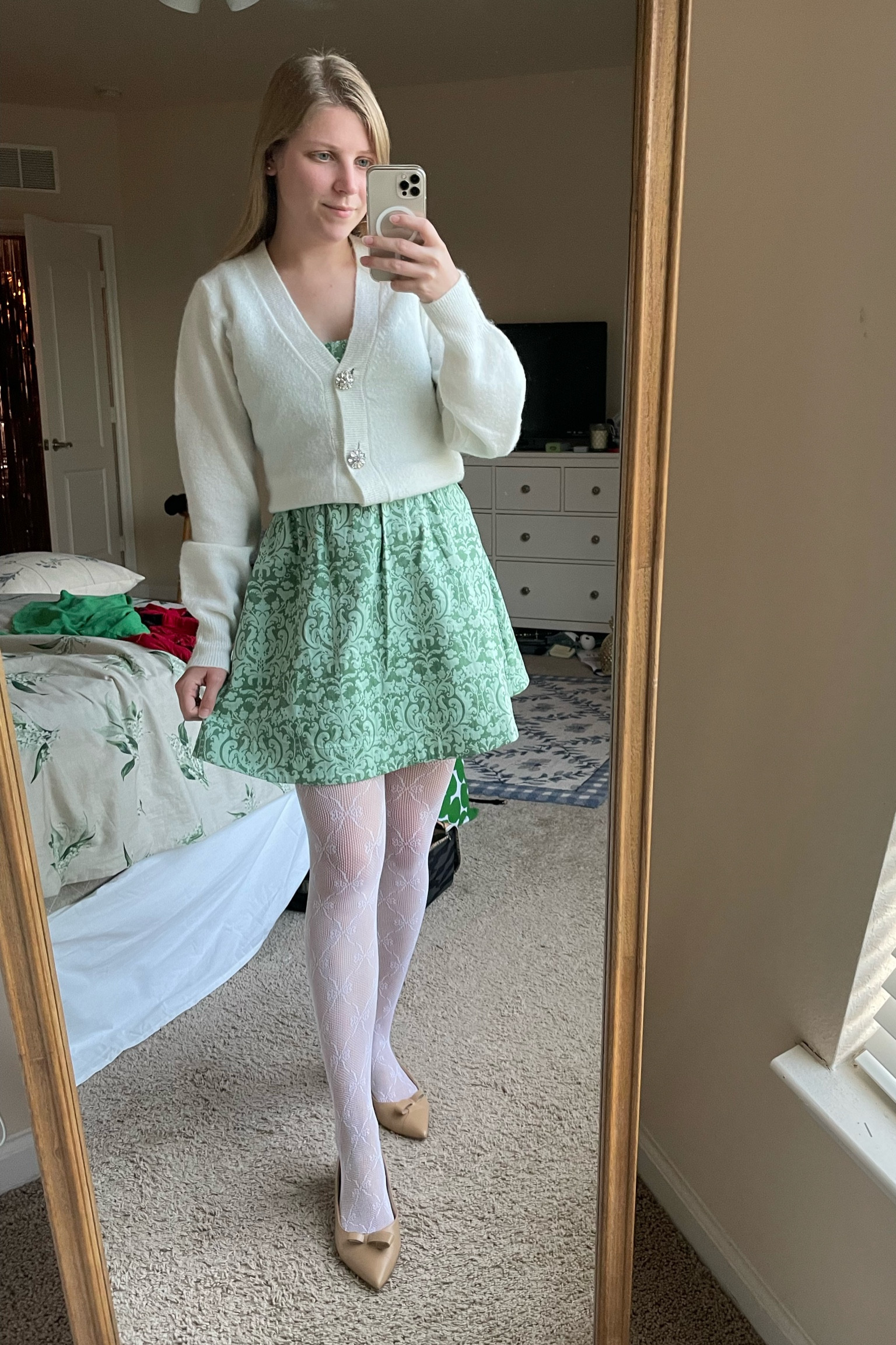 How to wear a mini dress in winter. Tights, jewel cardigan and flats. Romantic winter look  