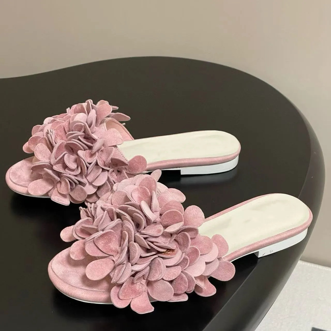 Designer flat Flowe heel slippers 100% authentic leather sandals top quality classic designer net... | DHGate