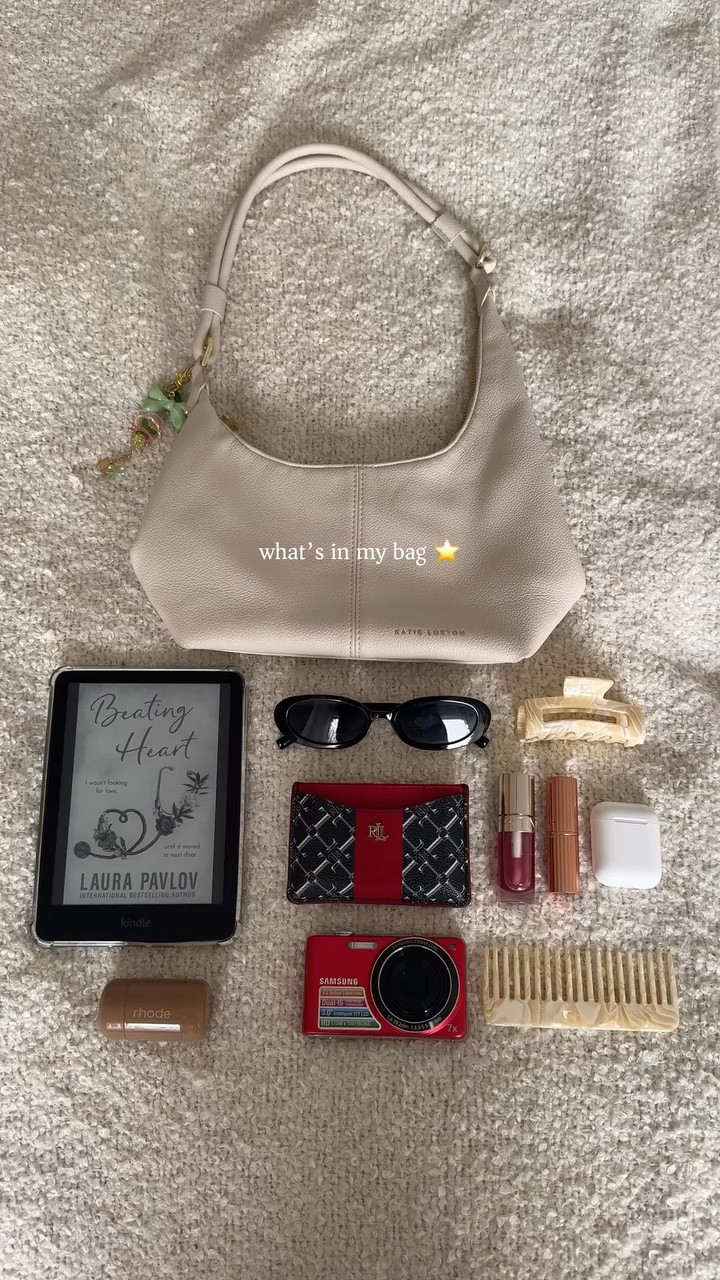 what’s in my @katieloxton bag? ⭐️

— use code ‘KLDTDI83’ for 15% off katie loxton’s site
#whatsinmybag #katieloxton #klicons #pinterestvibes

#LTKbeauty #LTKspring #LTKbag