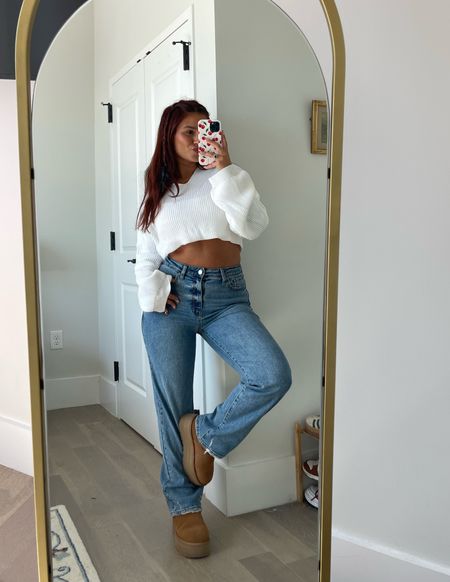 The perfect hip hugging comfy jeans! 