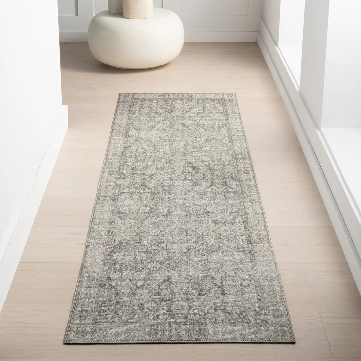 Jeccica Distressed Vintage Medallion Jute Blend Polyester Area Rug | Wayfair North America