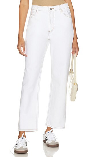 Classic Straight Ankle 80s in White | Revolve Clothing (Global)