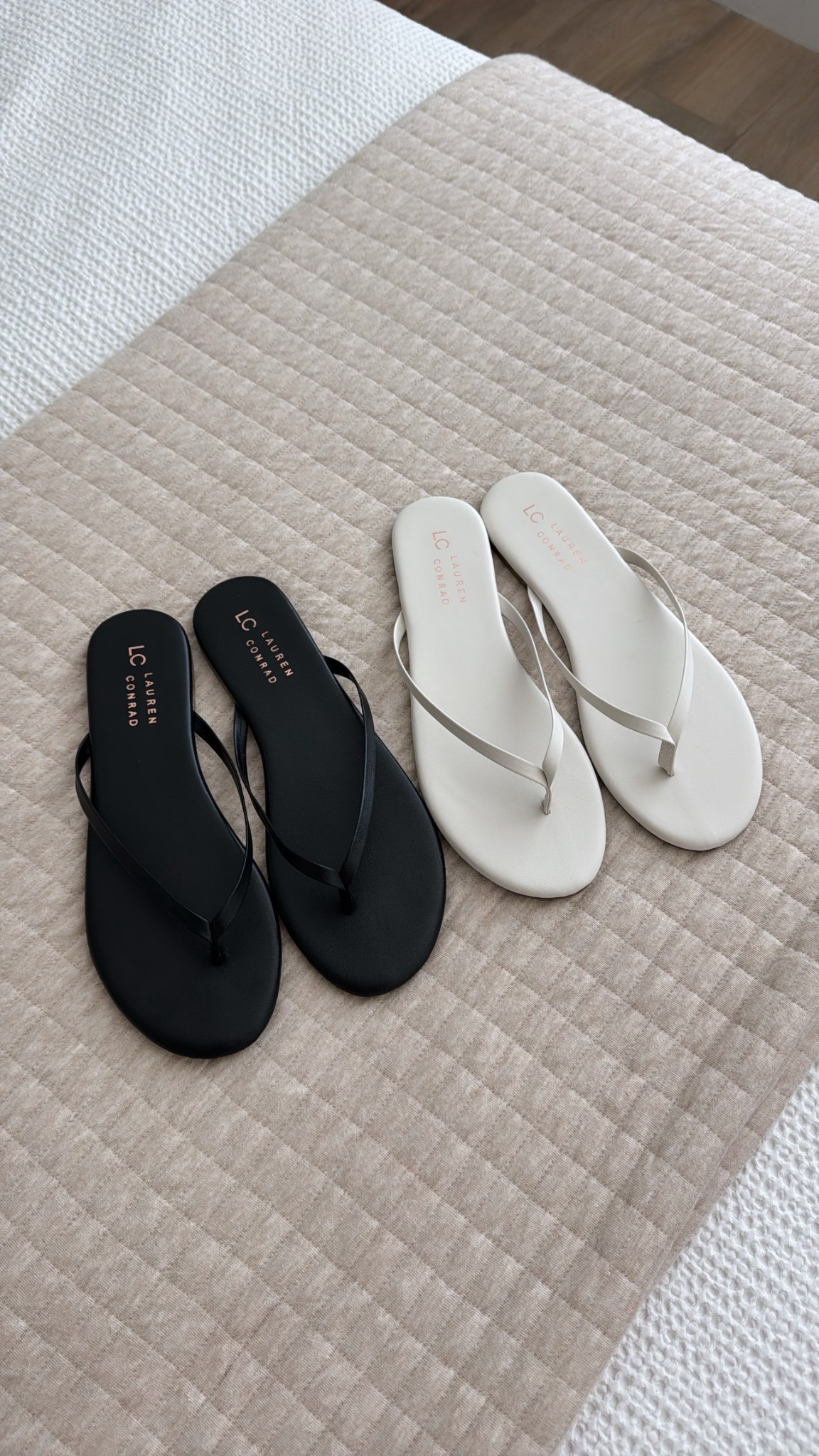 Sandals on sale / summer / spring / vacation / travel 