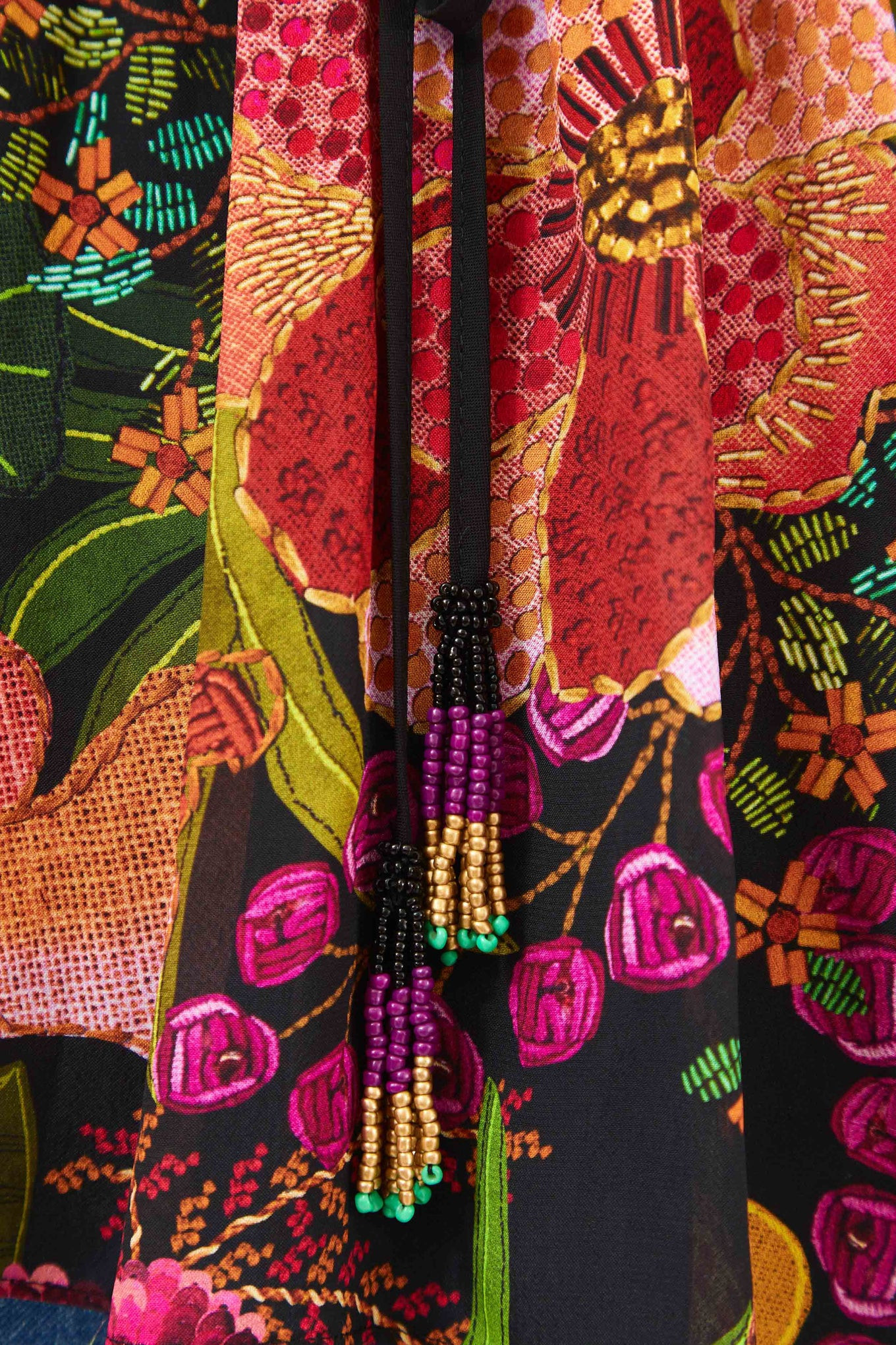 BLACK FRUIT FLORAL BLOUSE | FarmRio (US)