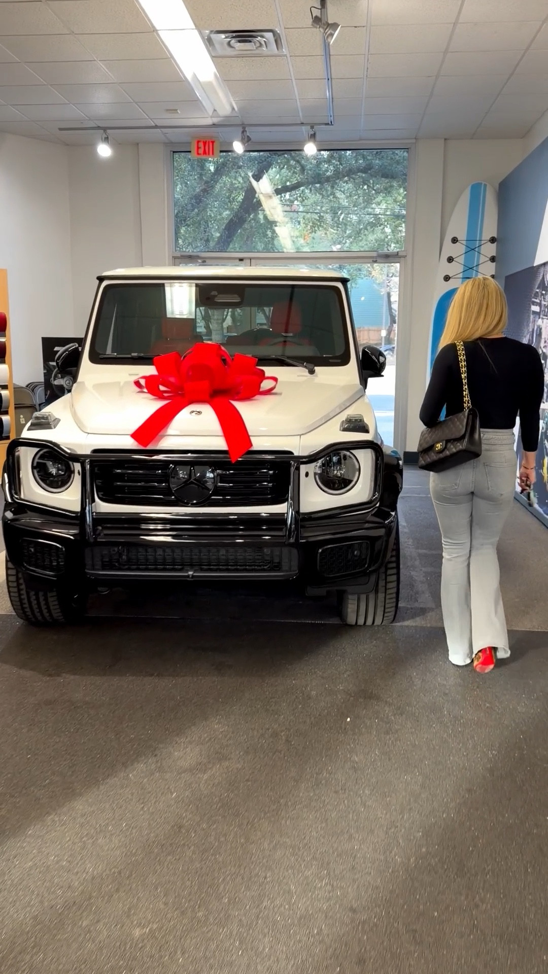 High waisted jeans, New G Wagon, red bottoms

#LTKValentine