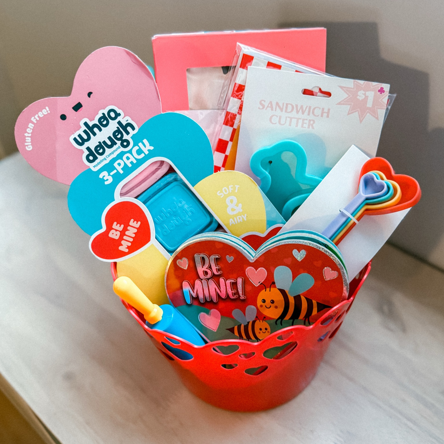 Toddler Valentine’s Day basket idea!

#LTKBaby #LTKKids #LTKSeasonal