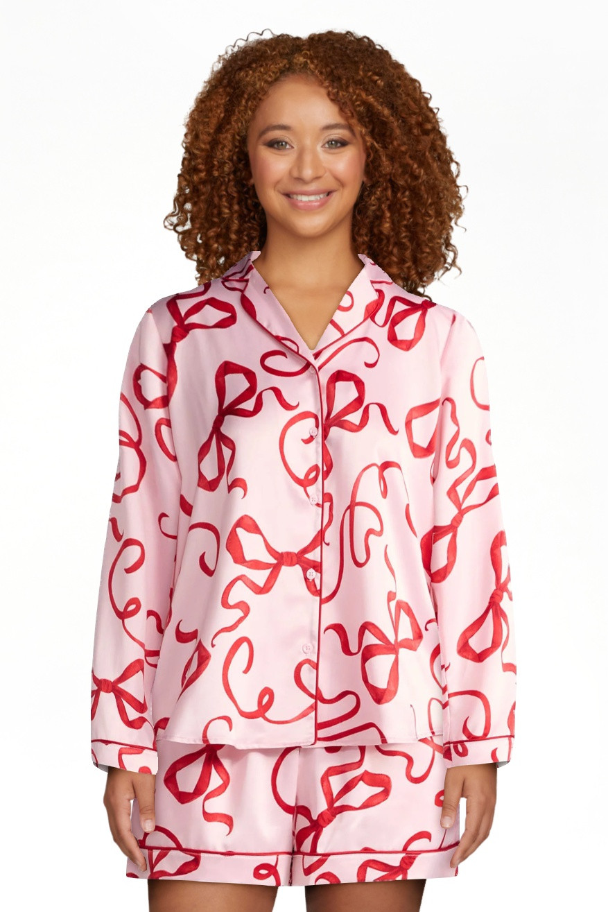 Joyspun Women’s Stretch Satin Notch Long Sleeve Top and Shorts Pajama Set, 2-Piece, Sizes XS-3X | Walmart (US)