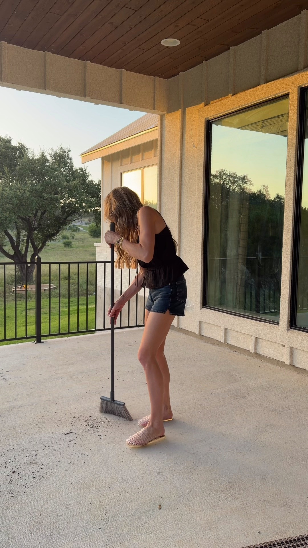 #ad Black Friday in July is going on now through July 27 at Wayfair! You can get up to 80% off + free shipping!! #wayfairpartner #wayfair @Wayfair