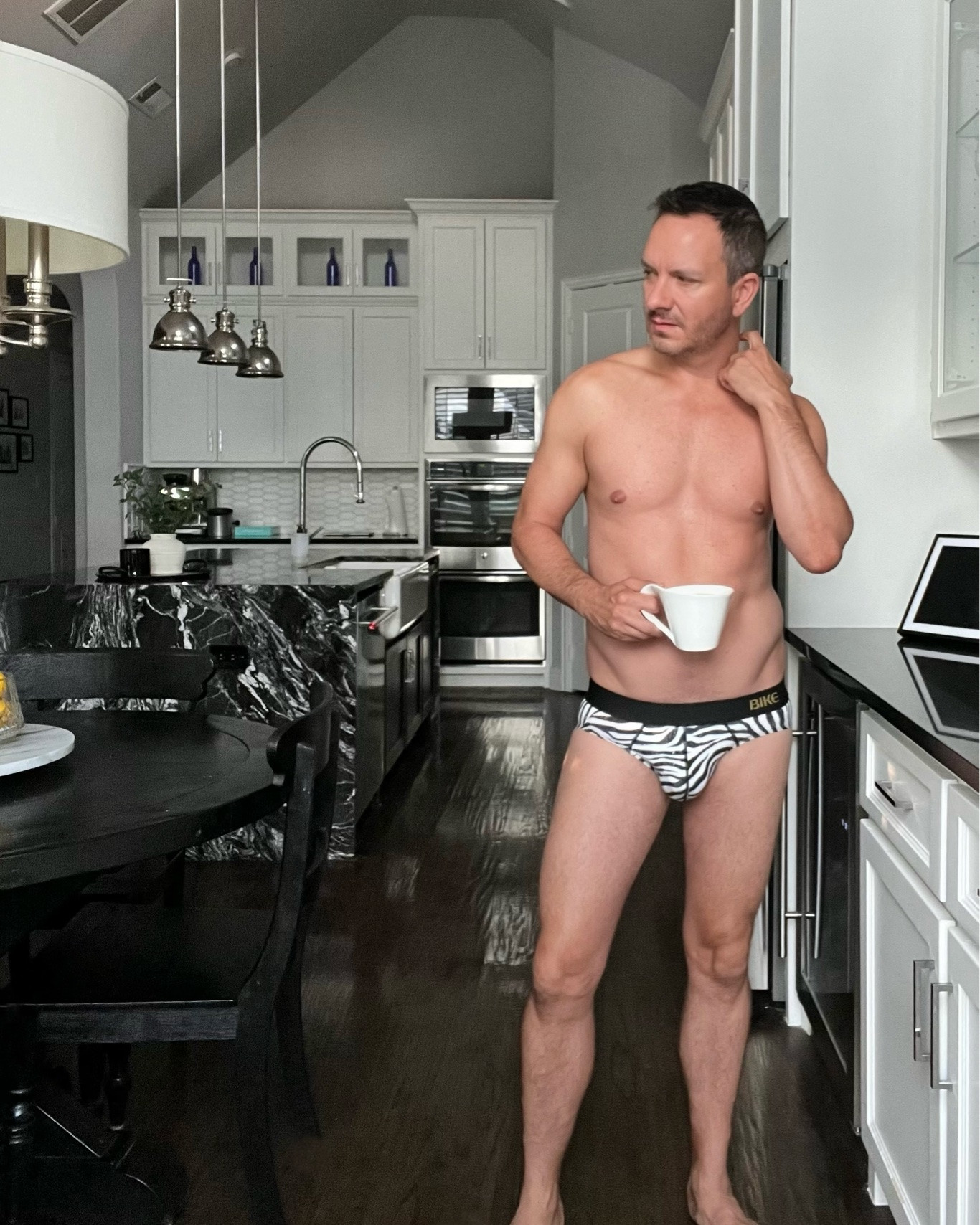So are zebras white with black stripes or black with white stripes? Asking for a friend.

#LTKMens #LTKOver40 #LTKSaleAlert