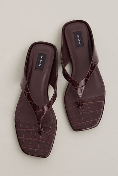 Elana Slides | Witchery (AU)