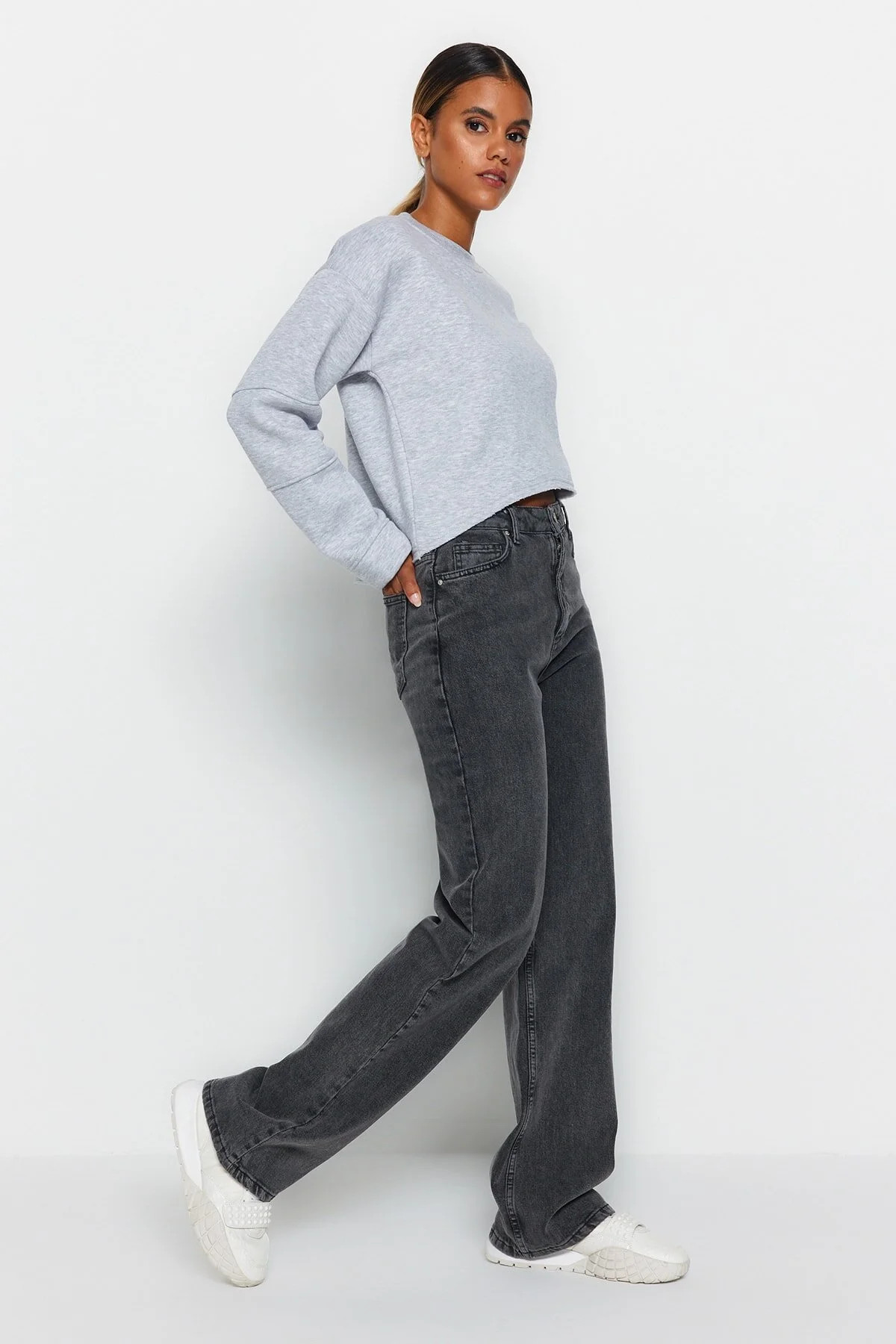 Trendyol Collection Jeans - Grau - Wide Leg Fast ausverkauft | Trendyol DE