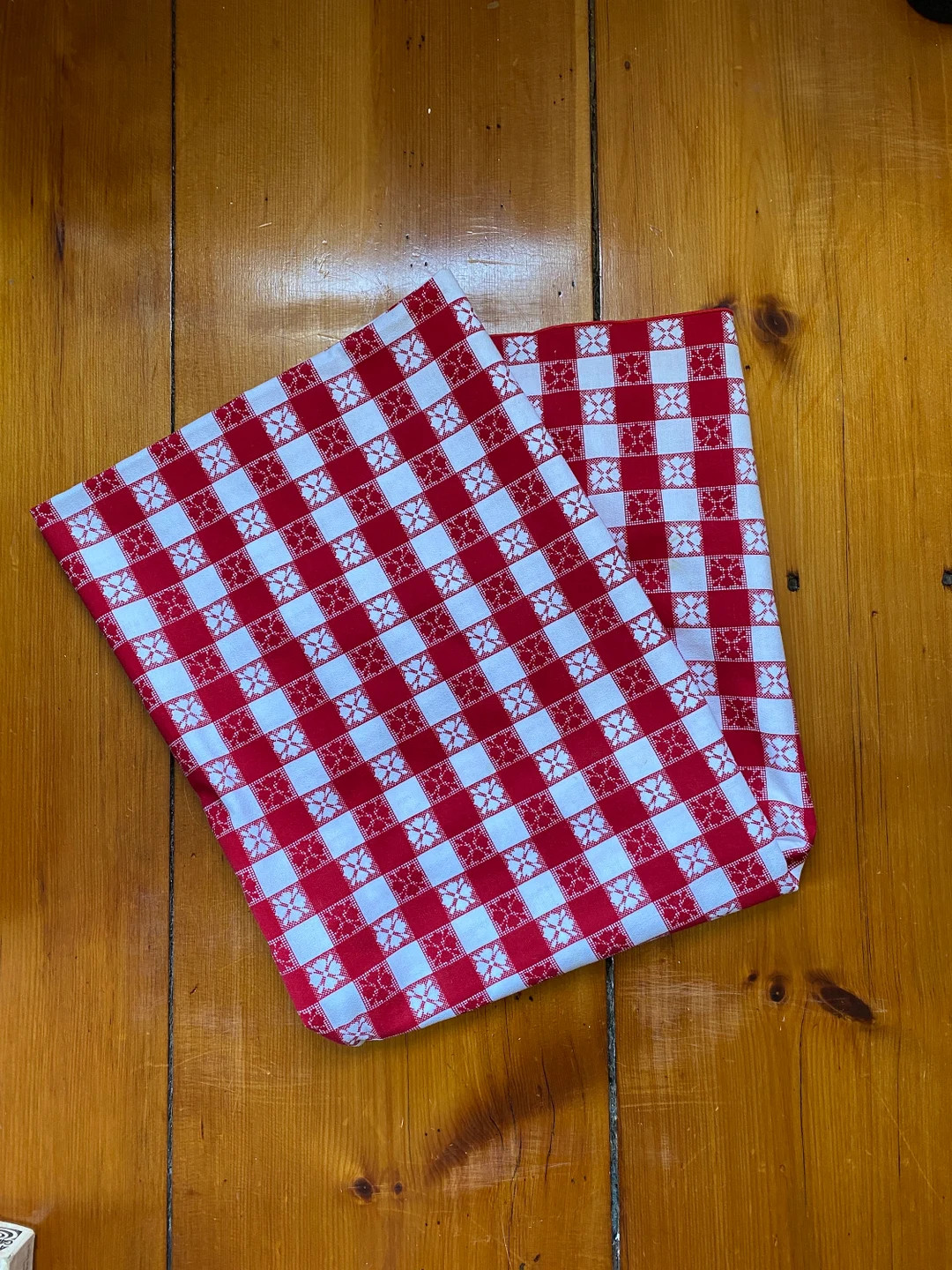 Vintage Red and White Picnic Table Cloth Polyester 70 X 54 Classic Summer - Etsy | Etsy (US)