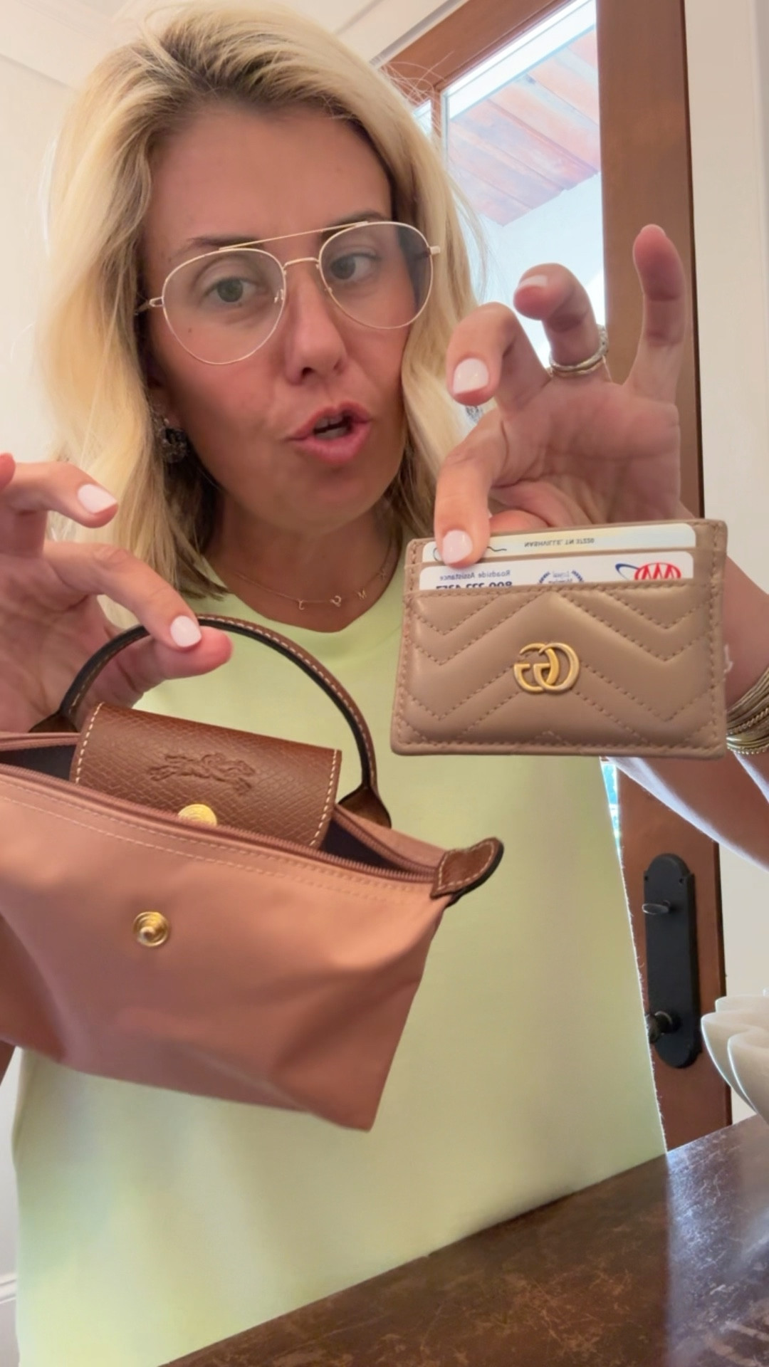 Daily 5 … #3… kinda a combo! 
The small bag and wallet that are perfect for a gal who transitions between multiple bags and purses… the purple bowl also a handy tip for your house! 


#LTKdayinmylife #LTKmomlife #LTKstorytime