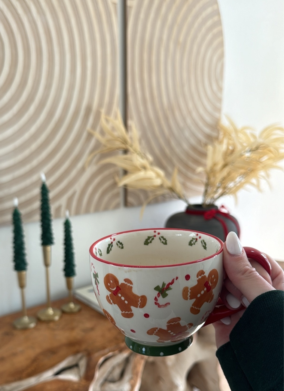 Shop my favorite Christmas mug and my entryway holiday decor! 🌲

#christmas #mug #coffee #holiday #decor #home #gift #giftidea #amazonn

#LTKGiftGuide #LTKHoliday #LTKHome