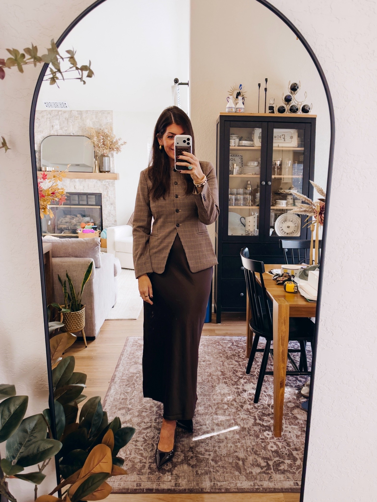 Why do I always pick this style? It holds up well in a work setting.
In a medium jacket and medium satin skirt

#LTKWorkwear #LTKMidsize #LTKTall