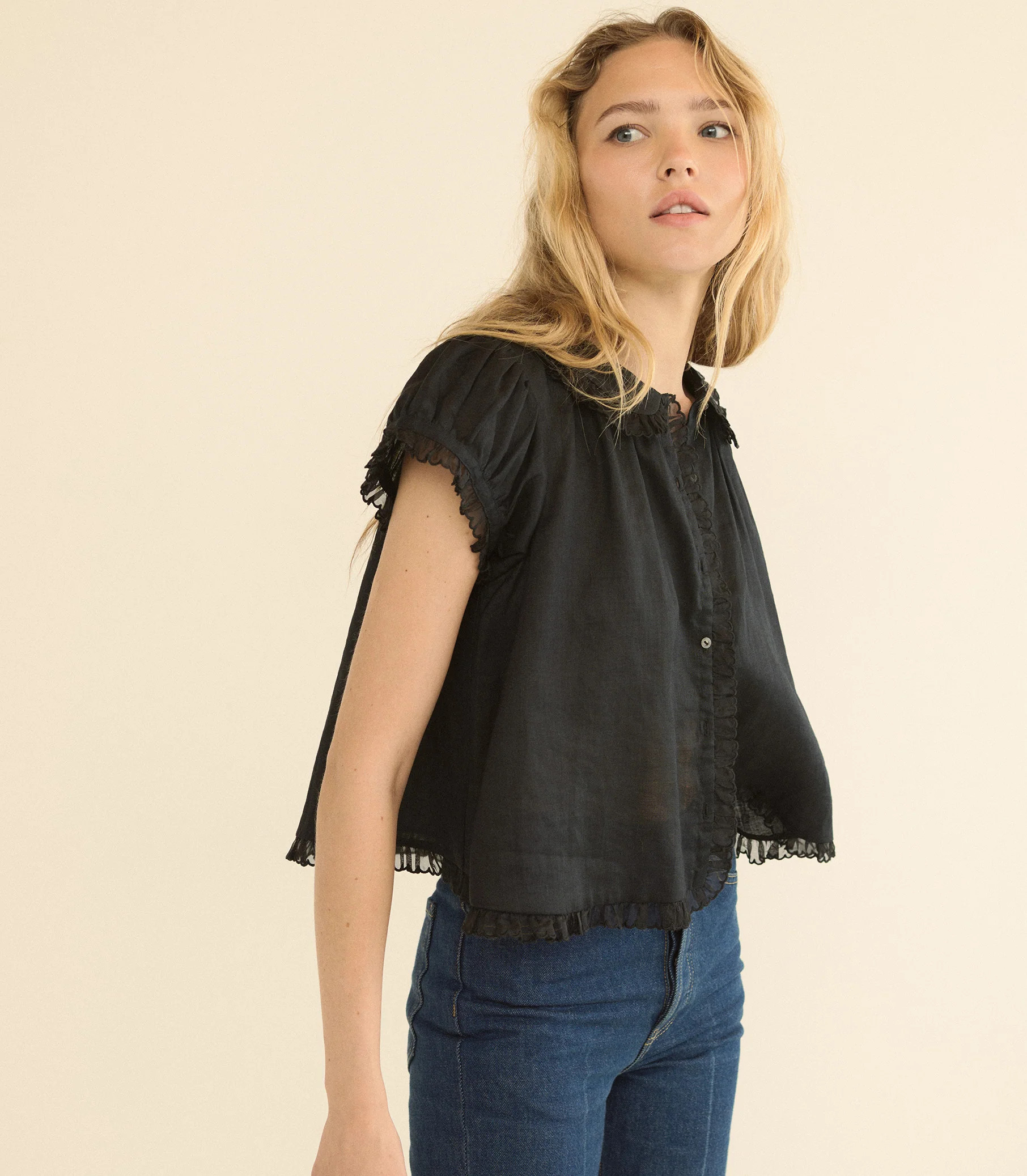 Karina Top - Black | D\u00d4EN | DOEN