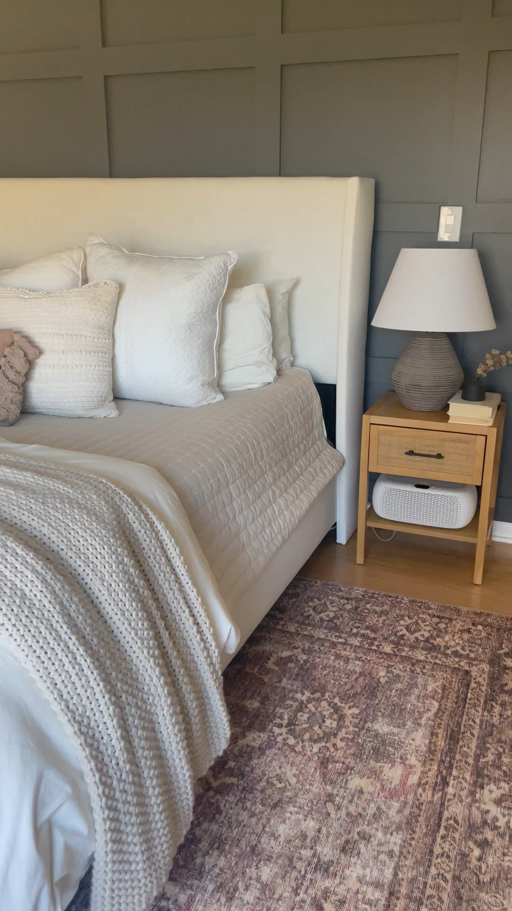Bedroom design. Nightstand. Table lamp. Area rug. Loloi. Upholstered bed. Headboard. Quilt. Duvet cover. Throw blanket. Home decor. Neutral home  

#LTKsalealert #LTKhome