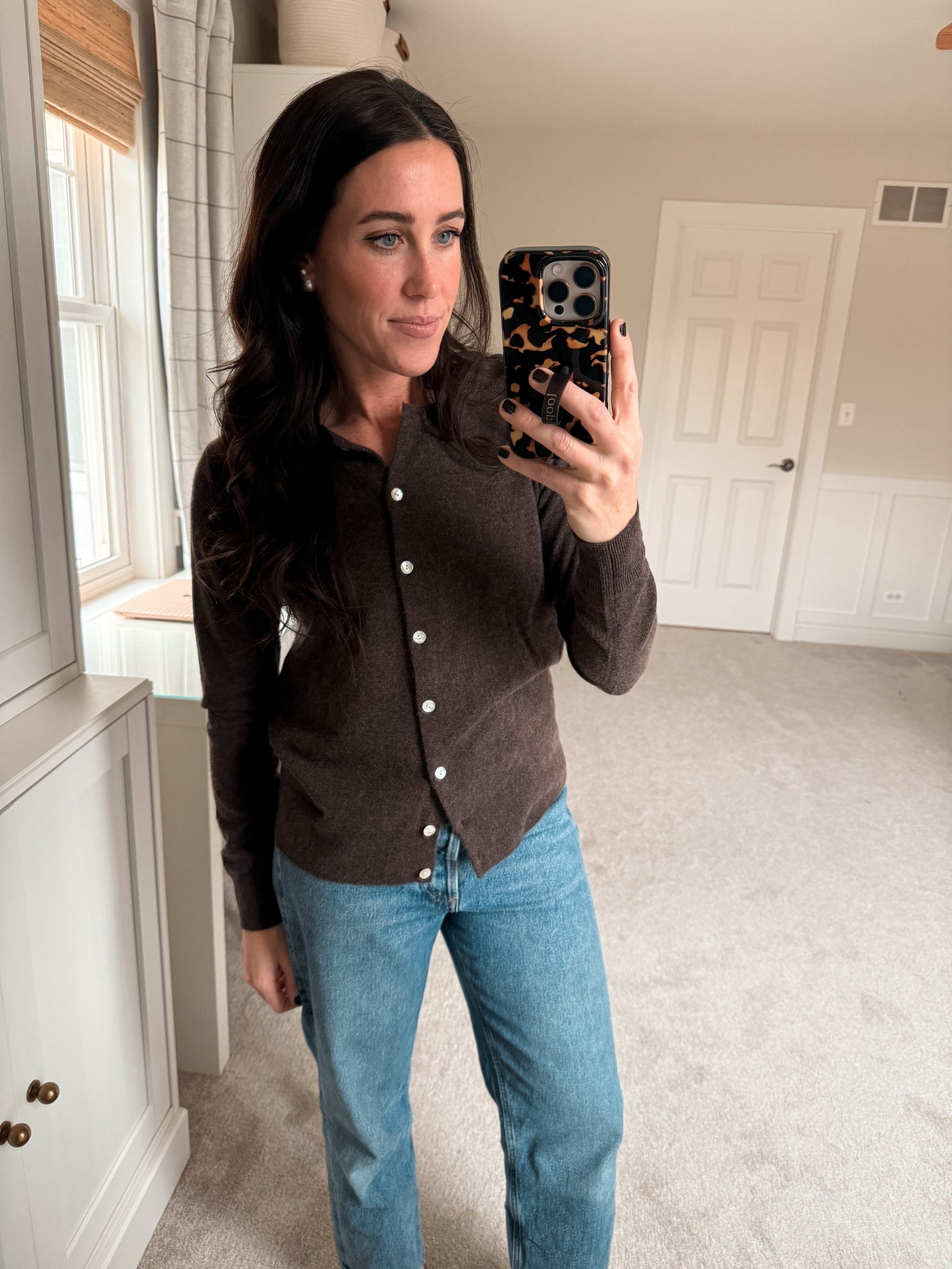 Quince Cashmere Cardigan 

#LTKSeasonal #LTKCyberWeek #LTKHoliday