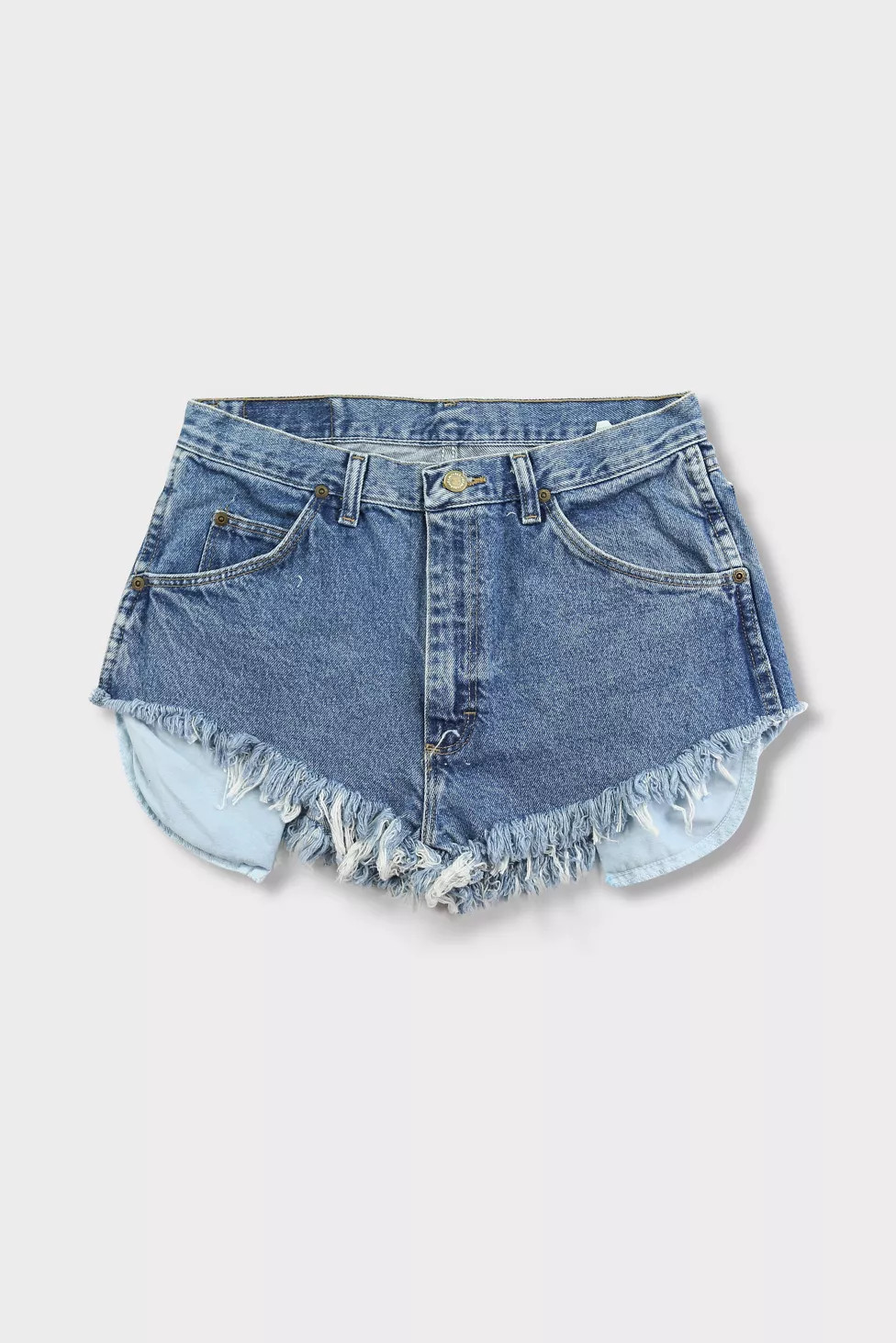 Vintage 90s Wrangler Distressed Cut Off Shorts | Urban Outfitters (US and RoW)