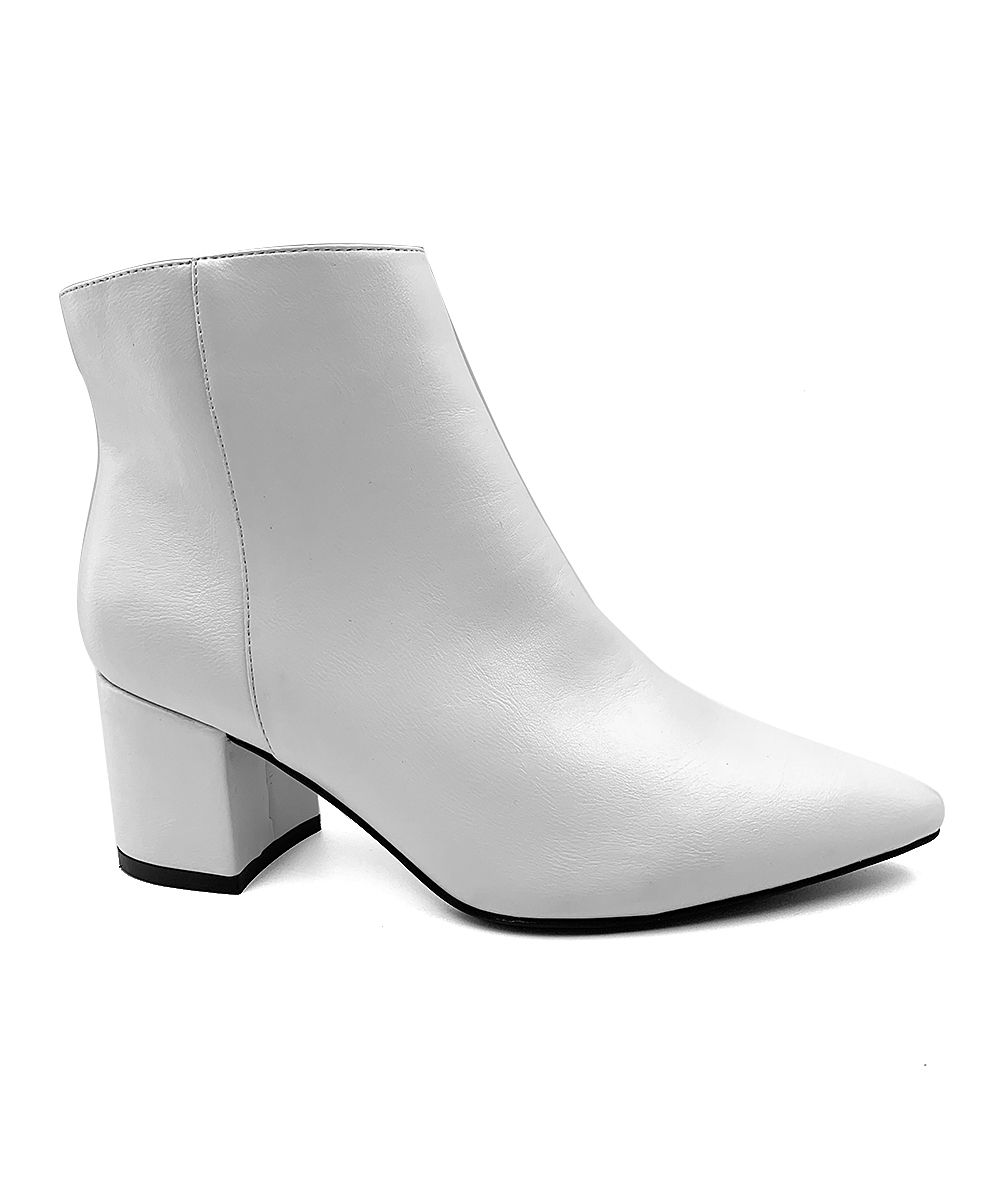 Bamboo Women's Casual boots WHITE - White Rapid Bootie - Women | Zulily