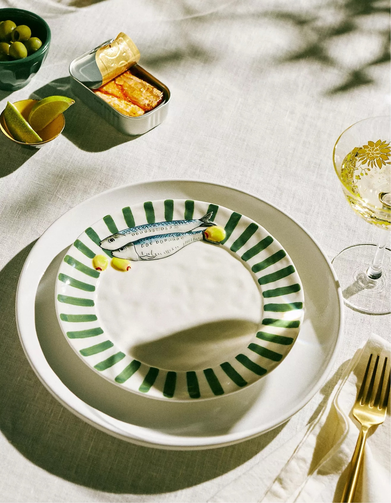 Dinnerware perfect for a warm summer evening 🍋 shop all of our summer favorites for hosting on our LTK! 

#LTKHome #LTKSeasonal #LTKParties