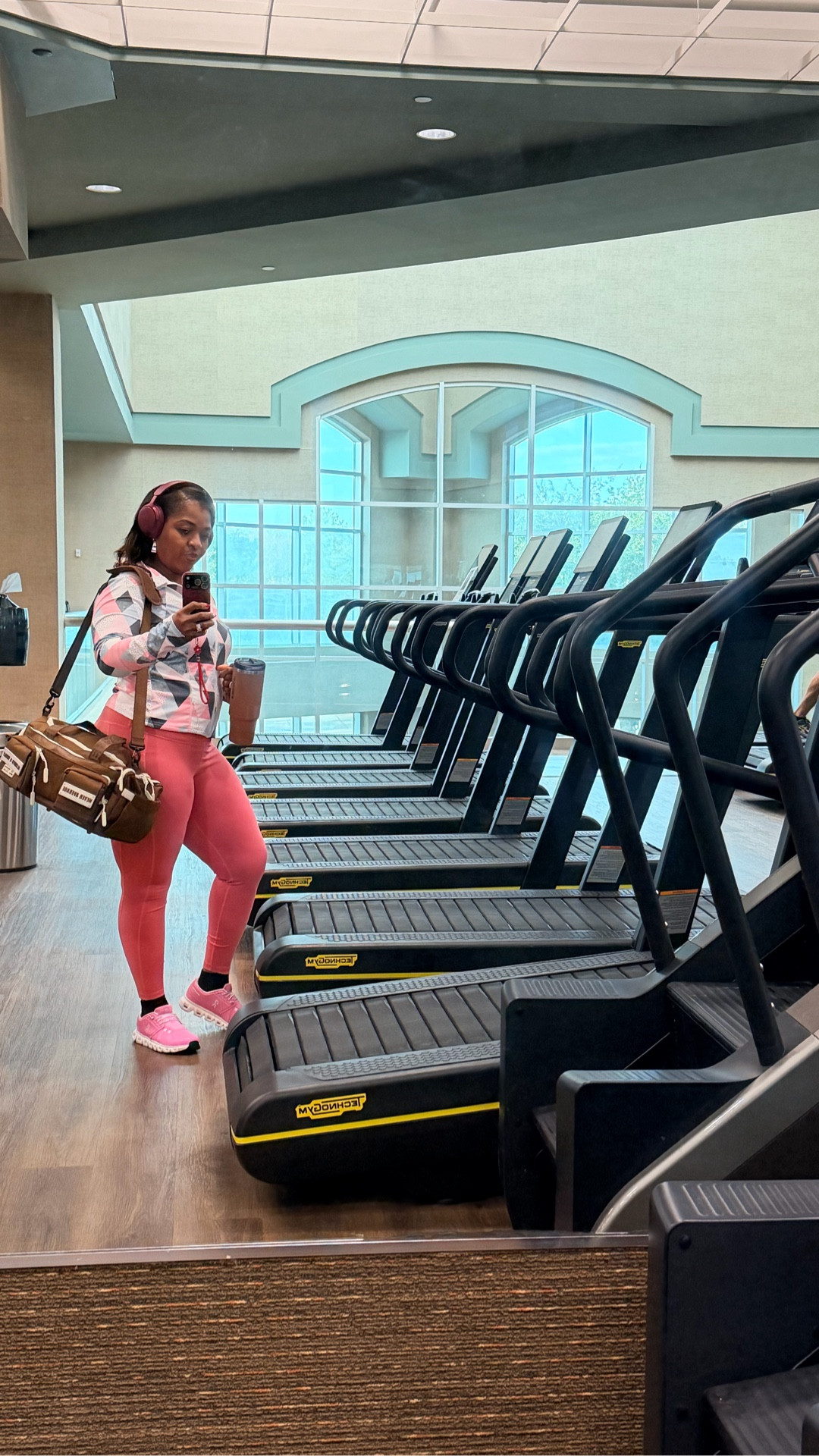 Workout session clothes 

#LTKActive #LTKgrwm #LTKmomlife