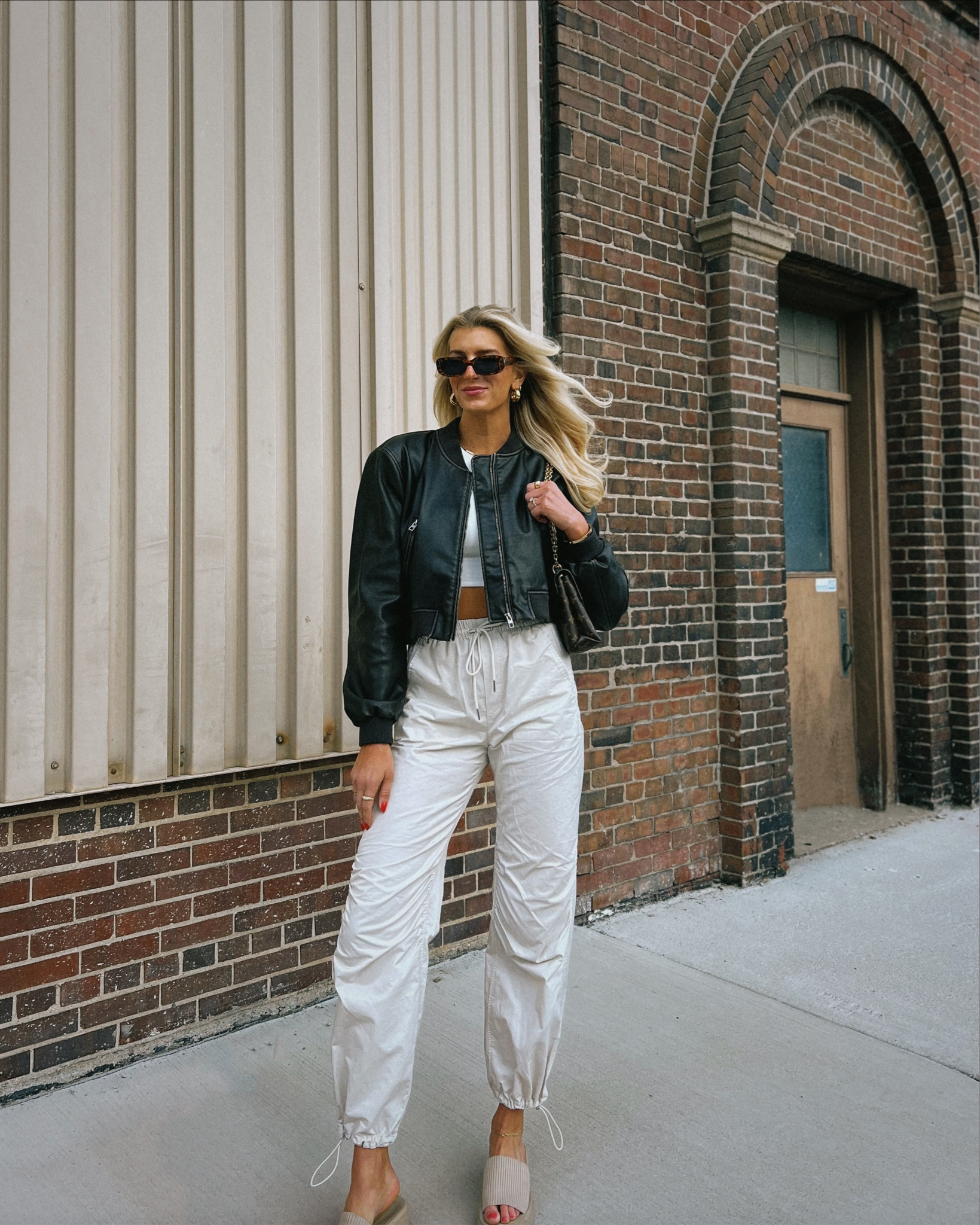 Spring fashion ootd
Abercrombie cargo pants size small long 
Exact jacket zara bomber but linked similar one! 

#LTKSeasonal #LTKstyletip #LTKunder50