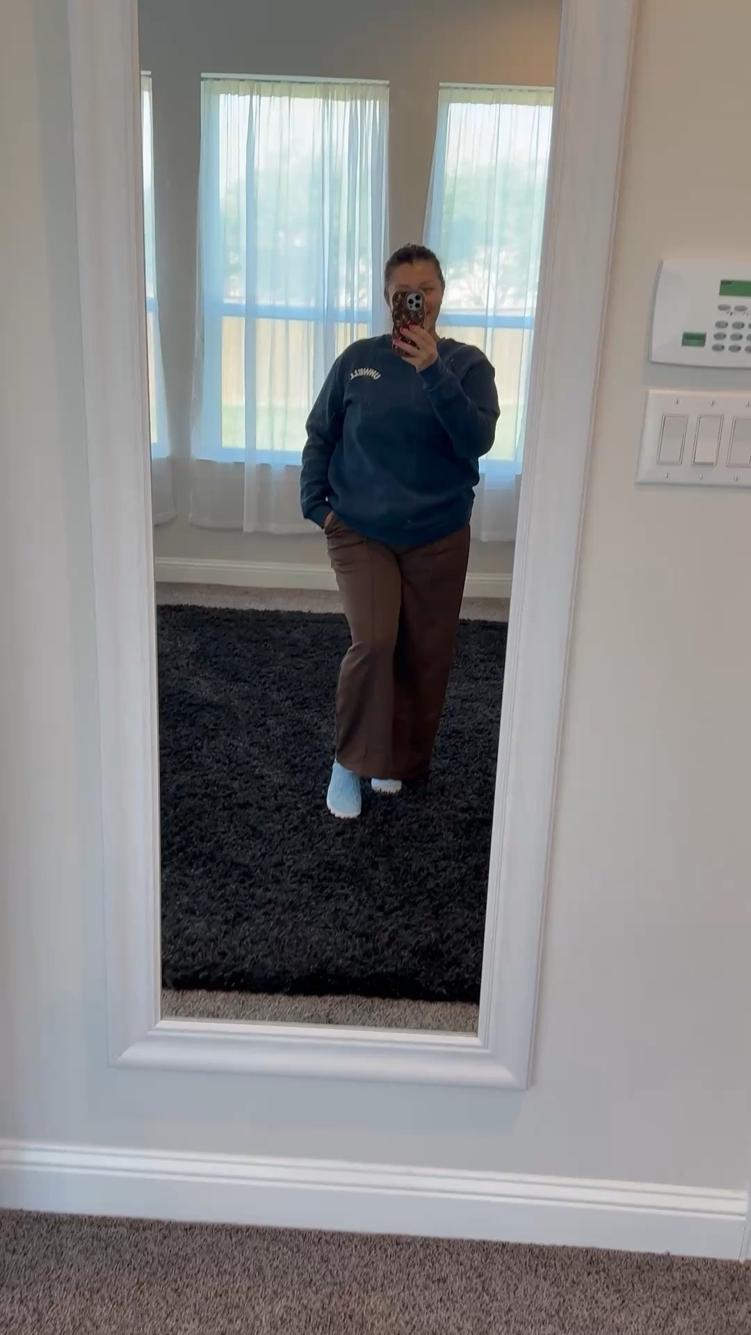 Outfit + Shoes 🩵
Use the link in my bio for an extra 10% off 

@nimbao_official 
#ad #nimbaoshoes #nimbaoshoesreview #momover40 #latinacontentcreator

#LTKOver40 #LTKootd #LTKdayinmylife