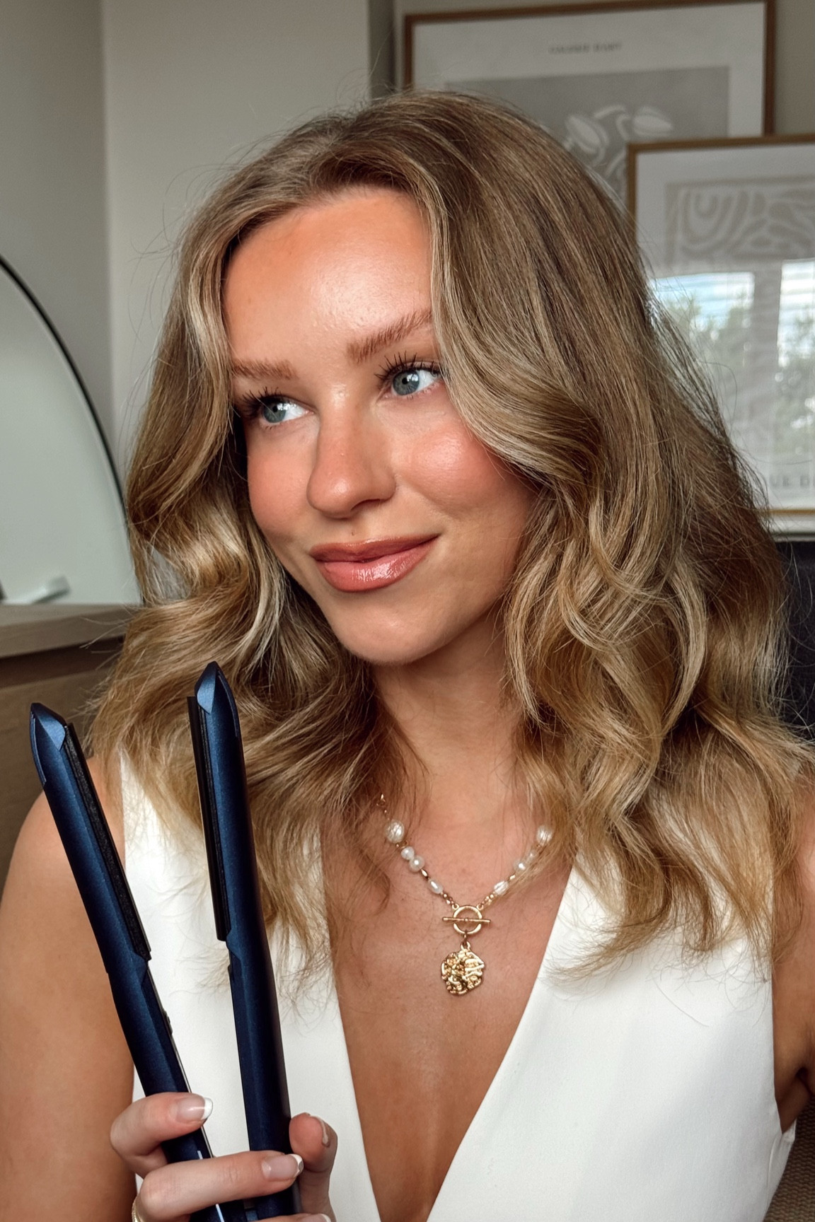 Beachy waves using the Cloud Nine 2-in-1 contouring iron pro - £50 off at boots right now!!

#LTKuk #LTKbeauty #LTKSummerSale