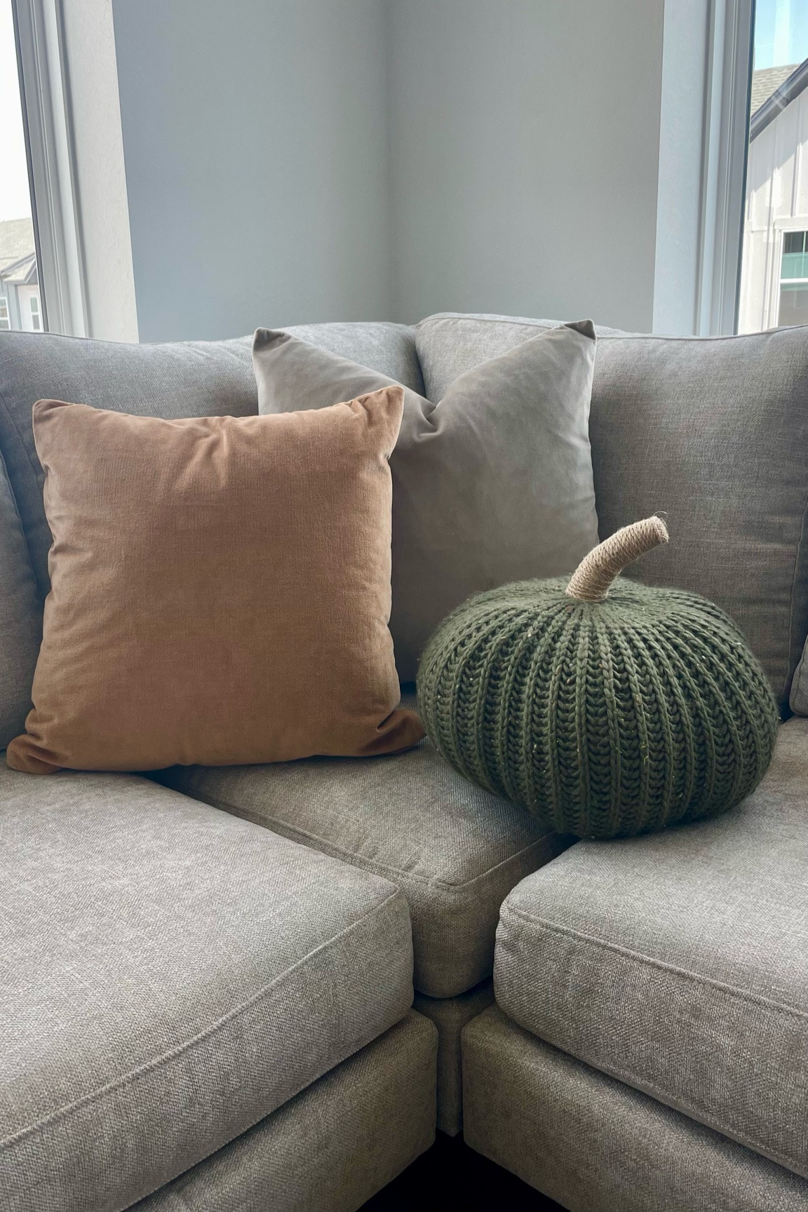 A little fall decor on the couch 🥰

#LTKhome #LTKSeasonal #LTKHoliday