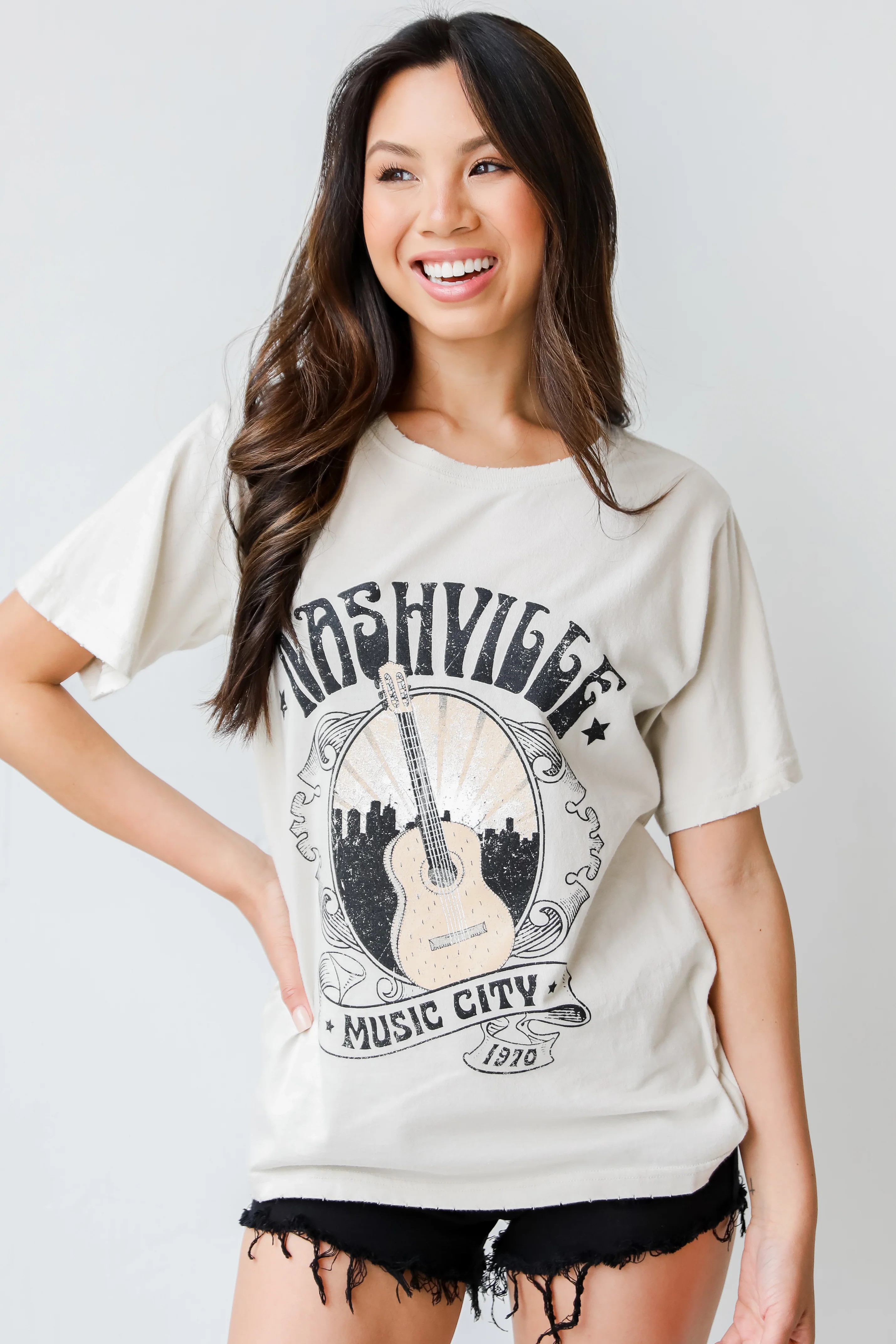 Nashville Vintage Graphic Tee | Dress Up