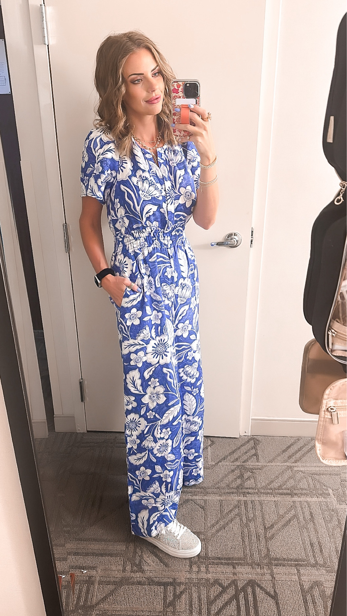 Outfit #1 for my work conference! Loving the quality of this jumpsuit! It comes in tall as well which I need! I’m wearing a small tall! 
It also comes in dress form 😍

These shoes 😍🤩 no shoe has ever made my heart so happy! True to size! 
