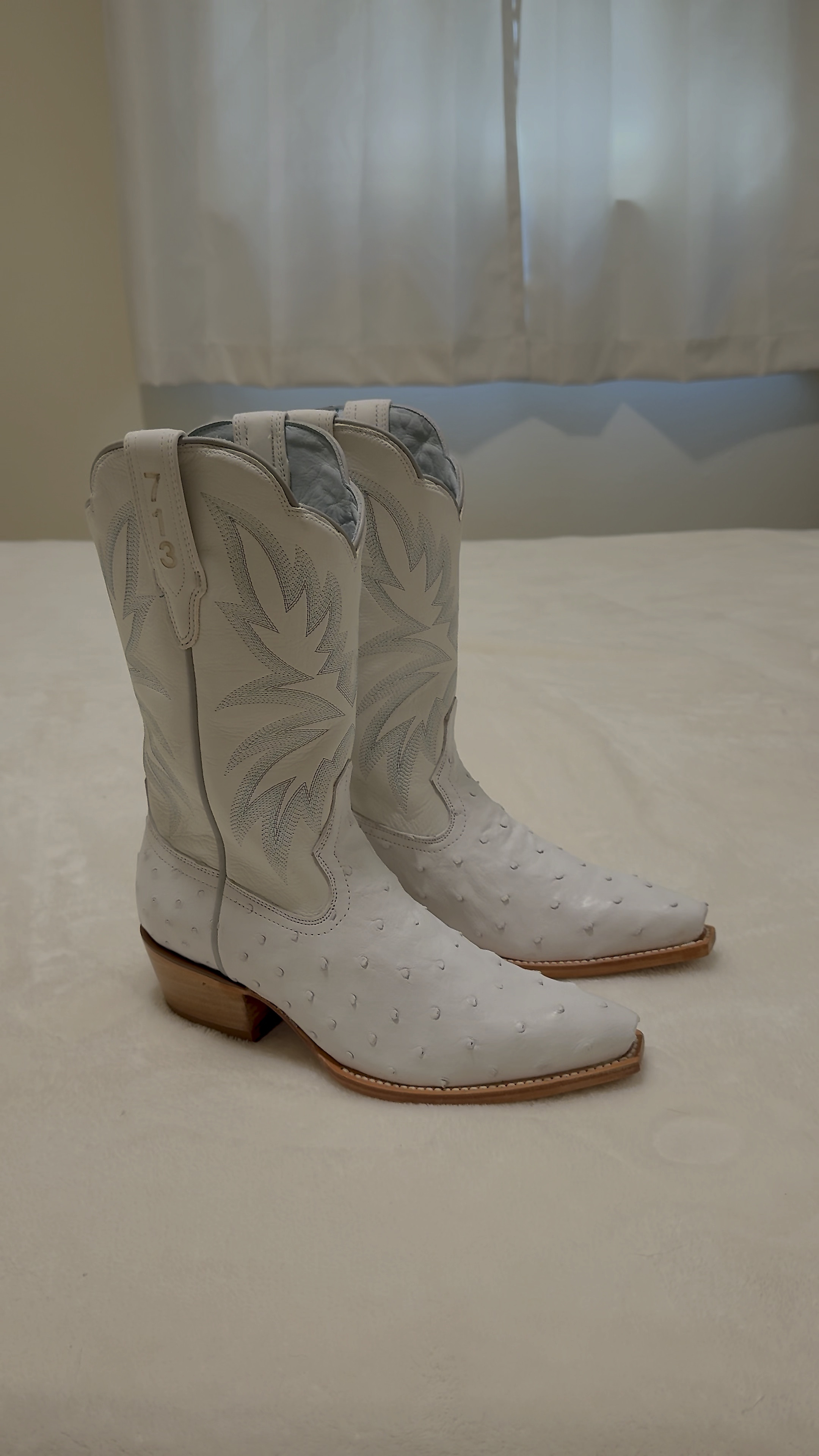 new cowgirl boot alert ⚡️
Got these branded while at @tecovas for my anniversary and finally got around to wearing them today 🩵 

Size 9 - I SIZED DOWN ONE FULL SIZE (usually size women’s 10 in boots)
•
•
•
#cowgirlboots #cowgirlchic #tecovas #westernfashion

cowgirl boots // cowboy boot unboxing // cowgirl chic // western fashion // western style // western chic // new cowboy boots

#LTKShoeCrush #LTKSeasonal