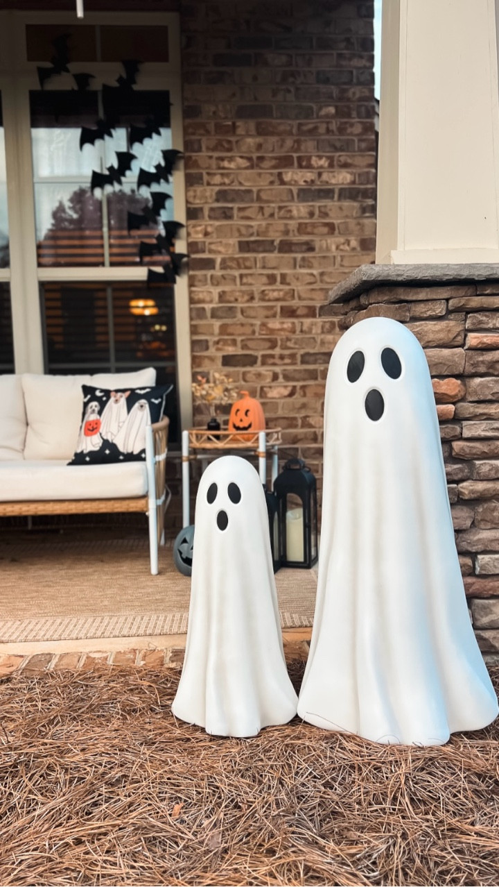 ✨👻 Meet my newest spooky-cute obsession! This adorable light-up ghost from Lowe’s is bringing all the cozy Halloween vibes to my porch. Perfect mix of festive + fun, and honestly… how can you not smile at that glow? 🕯️🎃

#HalloweenDecor #SpookySeason #LowesFinds #LightUpGhost #PorchGoals

#LTKSeasonal #LTKHome #LTKHalloween