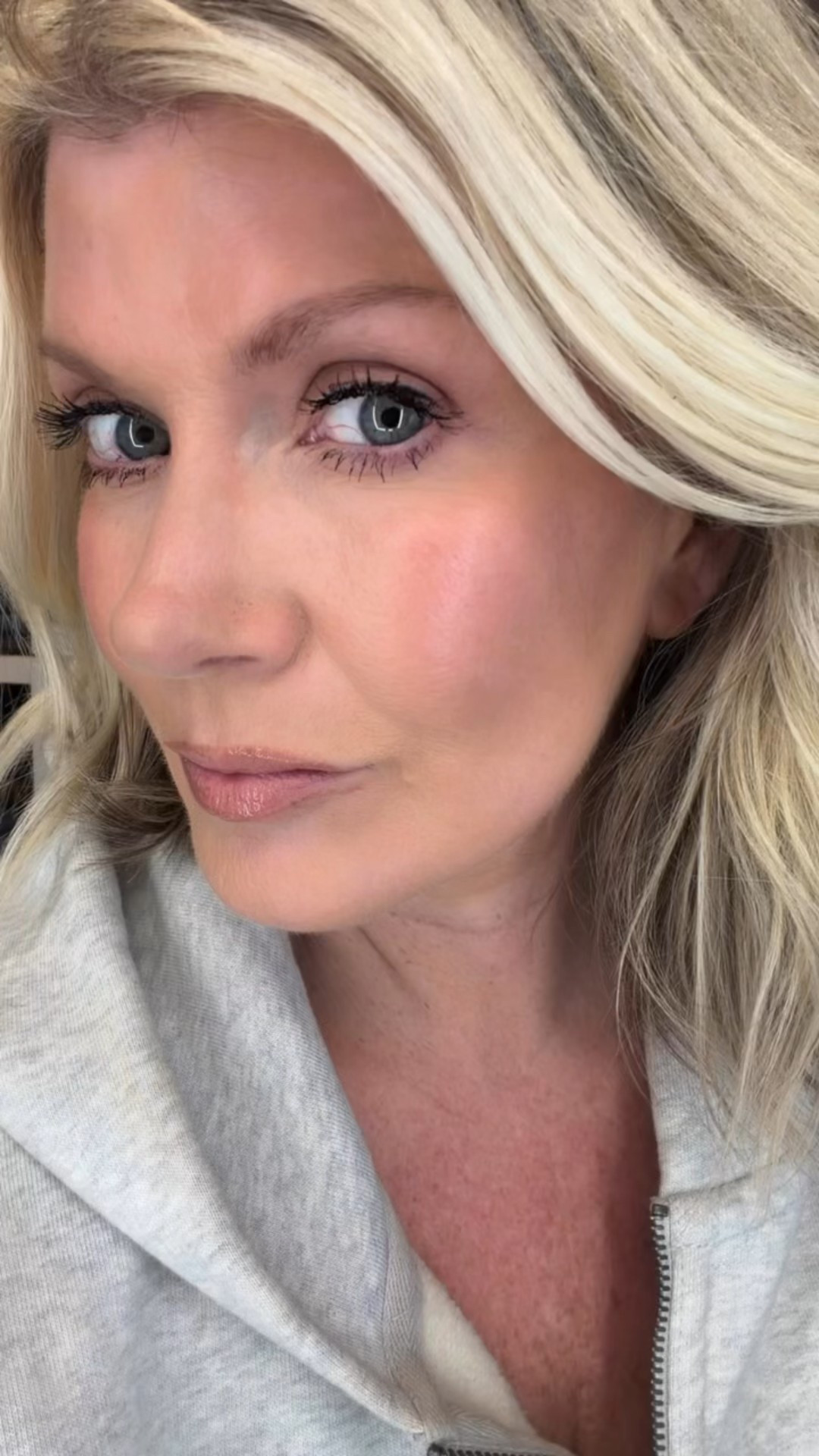 The absolute BEST tinted bb serum I’ve ever found. Just the right amount of coverage, yet doesn’t look like “makeup”! High quality, inexpensive, and has SPF! (FYI I’m wearing no. 23, natural beige)
I’ve also included links to the other items I’m wearing…

#LTKOver40 #LTKBeauty #LTKdayinmylife