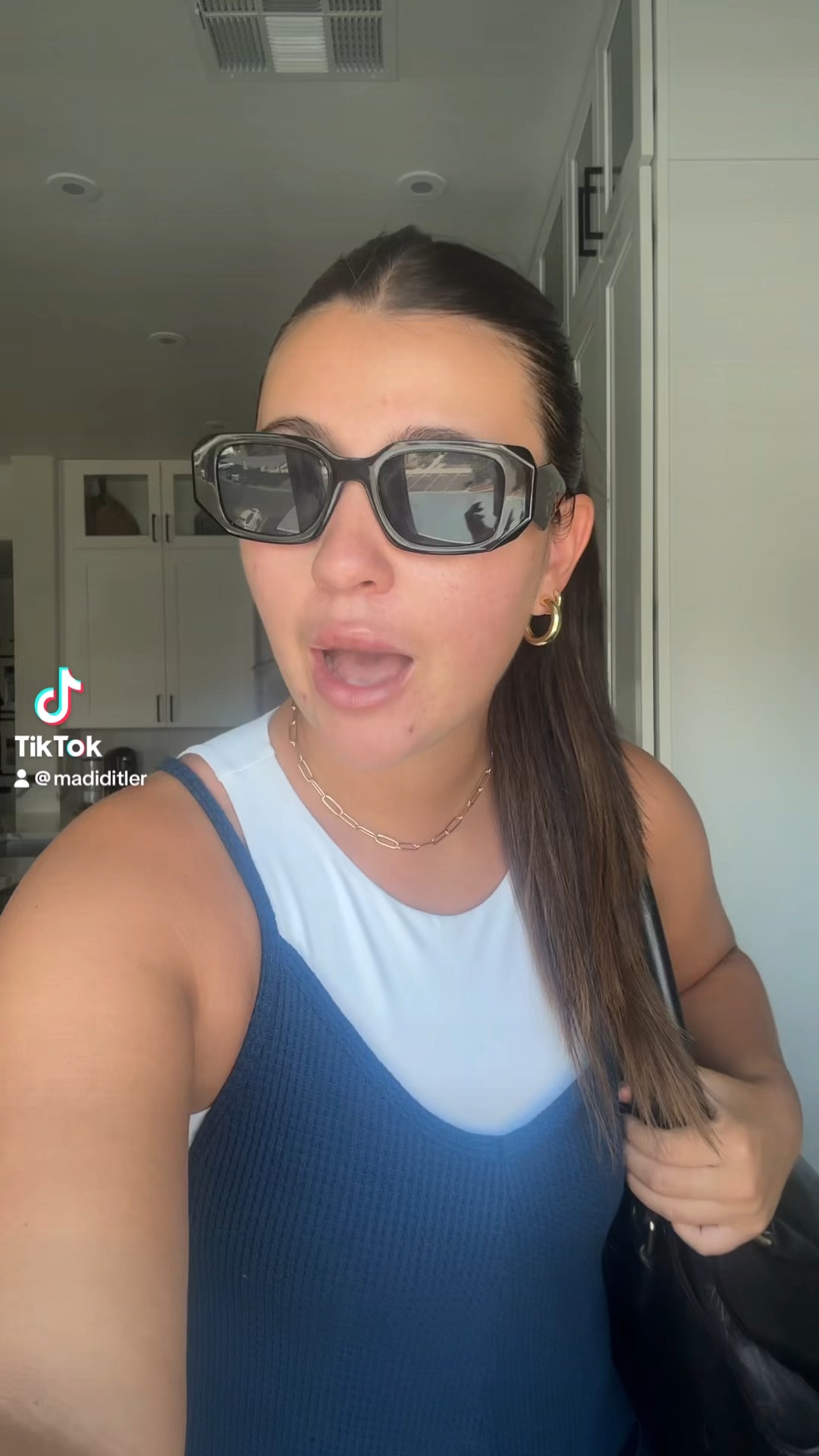 Sunday ootd 

#ootd #outfitoftheday 

#LTKVideo #LTKFindsUnder50 #LTKMidsize