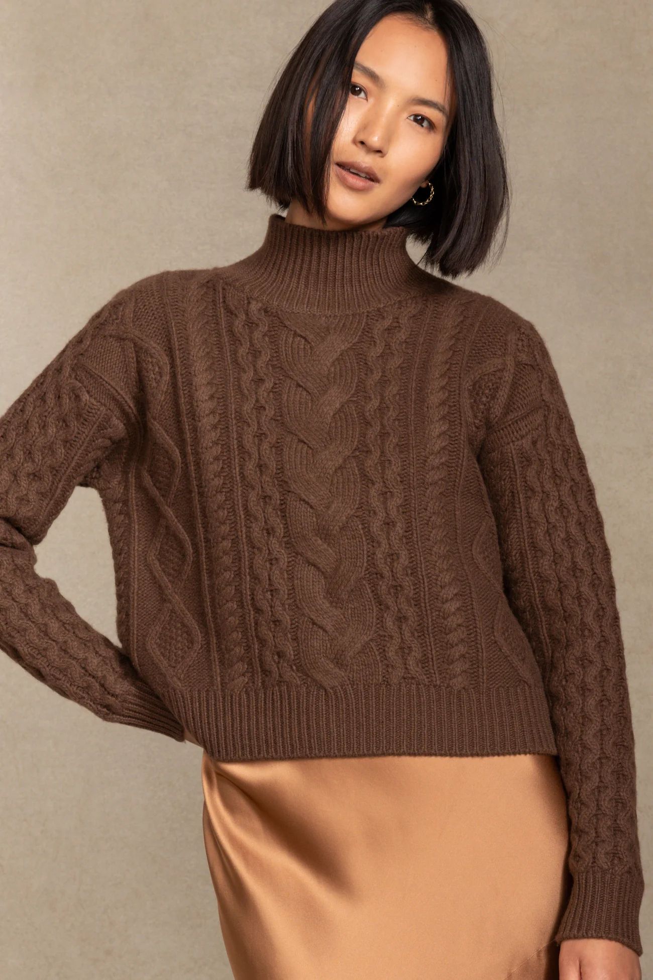 Women's Avril Chunky Turtleneck Cashmere Sweater | NAKED CASHMERE