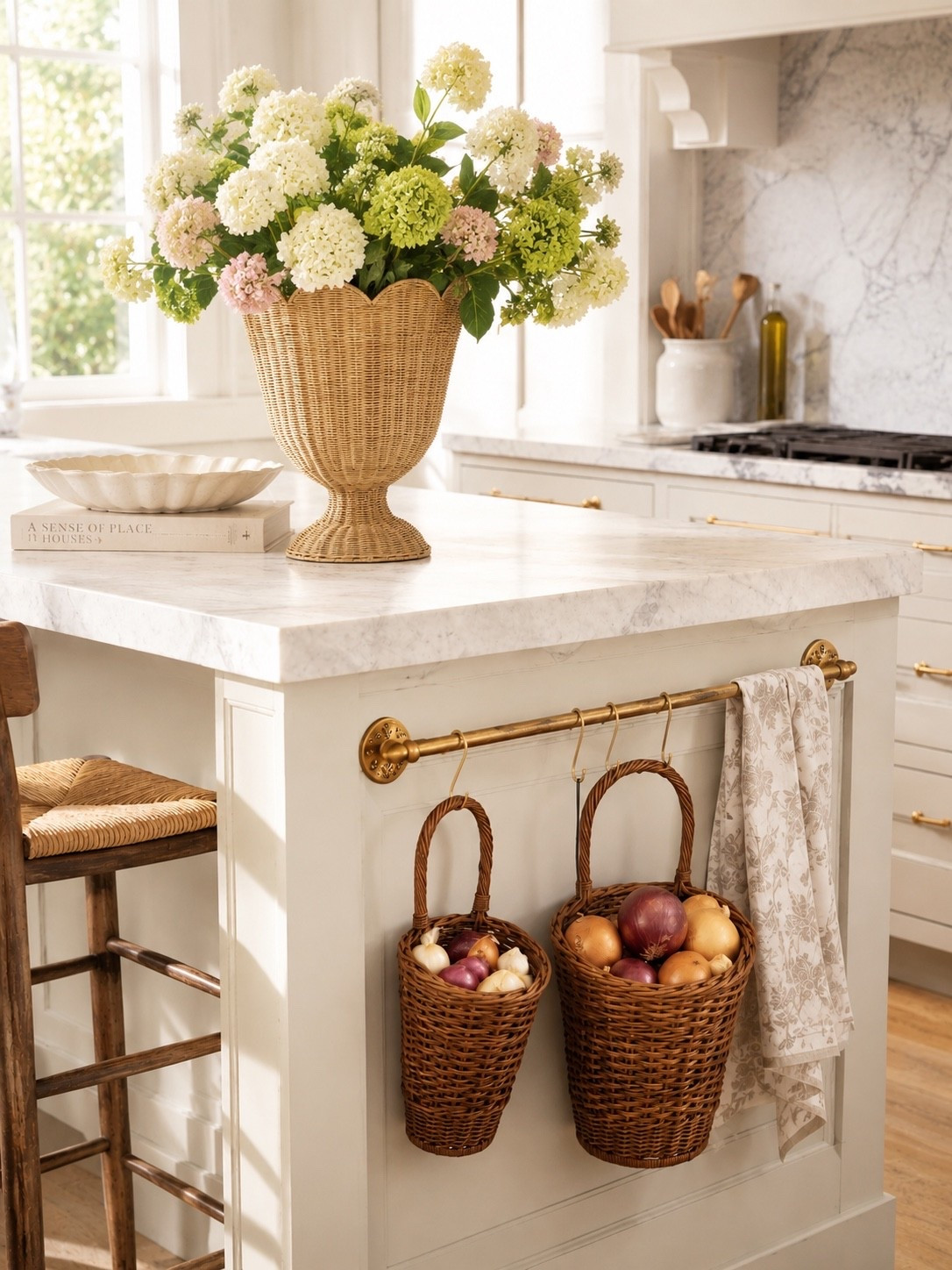 Gorgeous onion 🧅 storage baskets!! Kitchen decor, kitchen storage