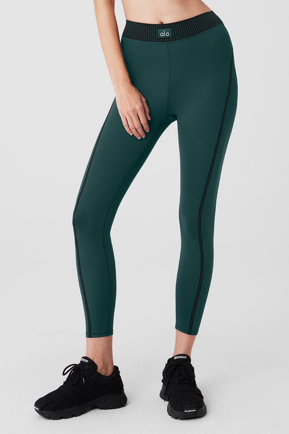 Alo YogaÂ® | Airlift High-Waist 7/8 Line Up Legging in Midnight Green, Size: 2XS | Alo Yoga (US)