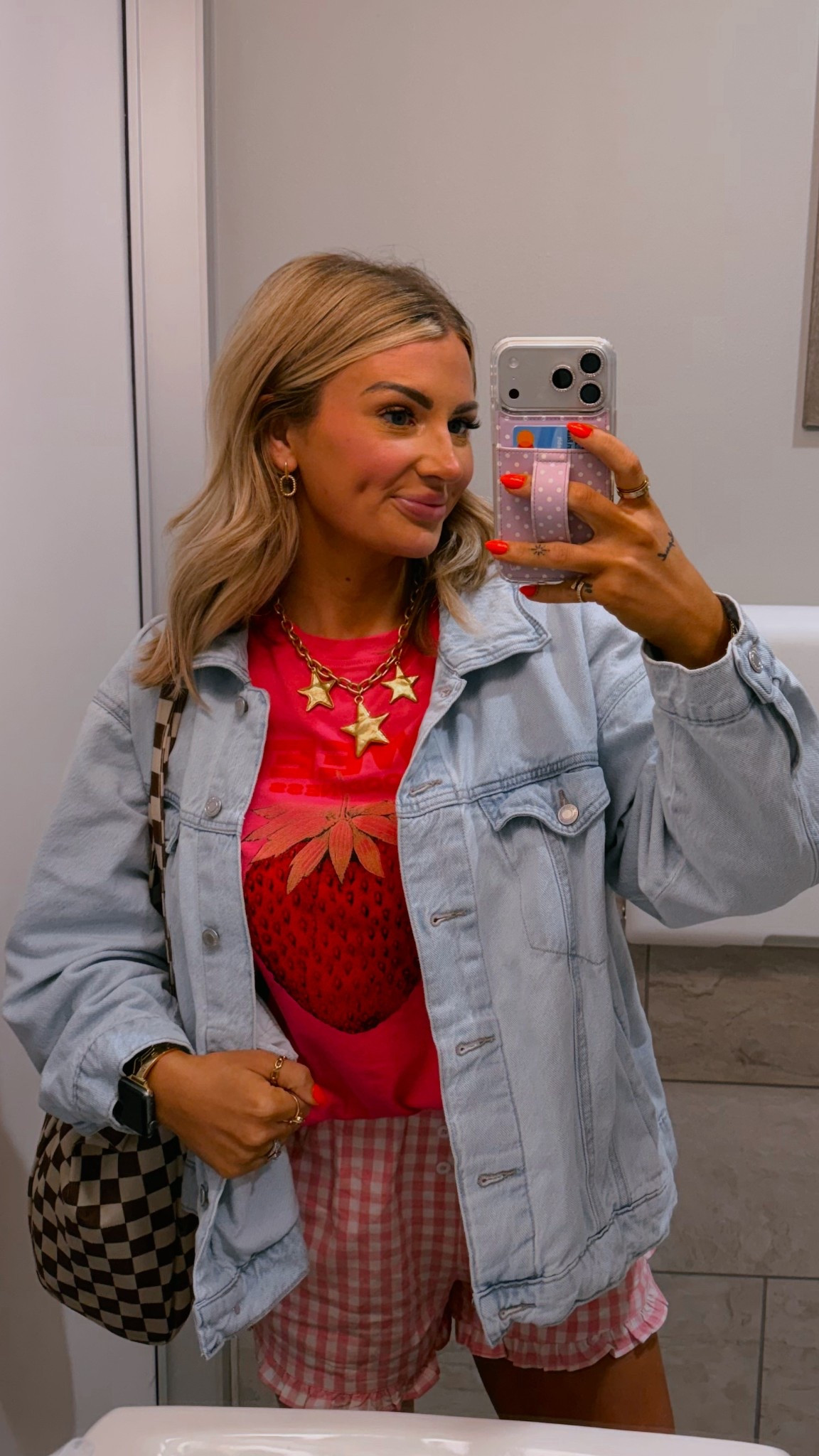 OOTD for a quick trip to Dallas! I got a medium in this oversized tee 💖

#LTKootd #LTKdayinmylife #LTKTravel